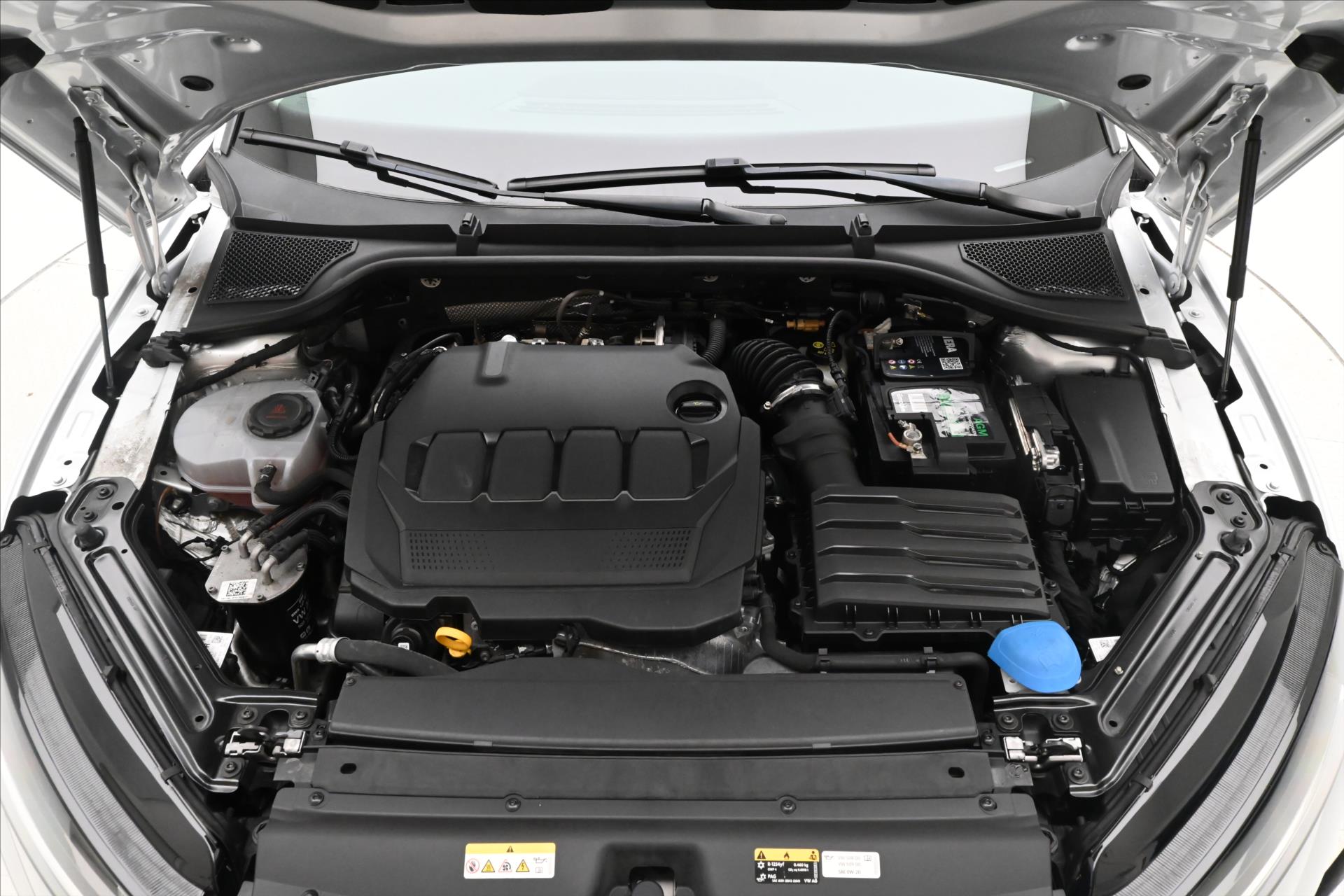 Hlavní fotografie vozu Škoda Octavia 2,0 TDI 110kW DSG Ambition Záruka až 5 let (9)