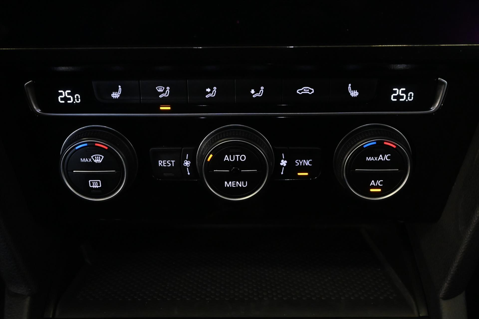 Hlavní fotografie vozu Volkswagen Passat 2,0 TDI 110 kW Business Záruka až 5 let (21)