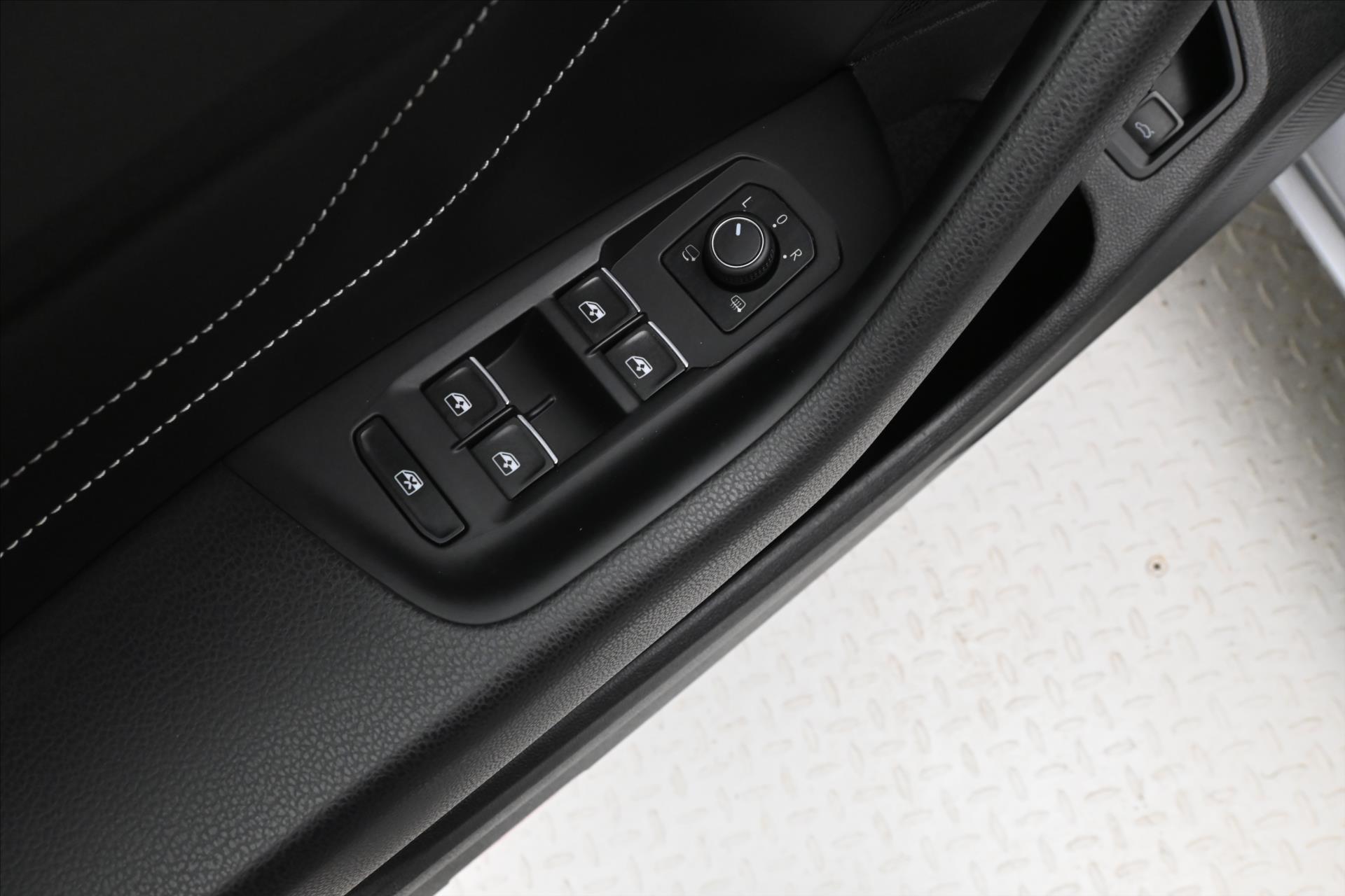 Hlavní fotografie vozu Volkswagen Passat 1,4 GTE 160kW PHEV DSG Záruka až 5 let (25)