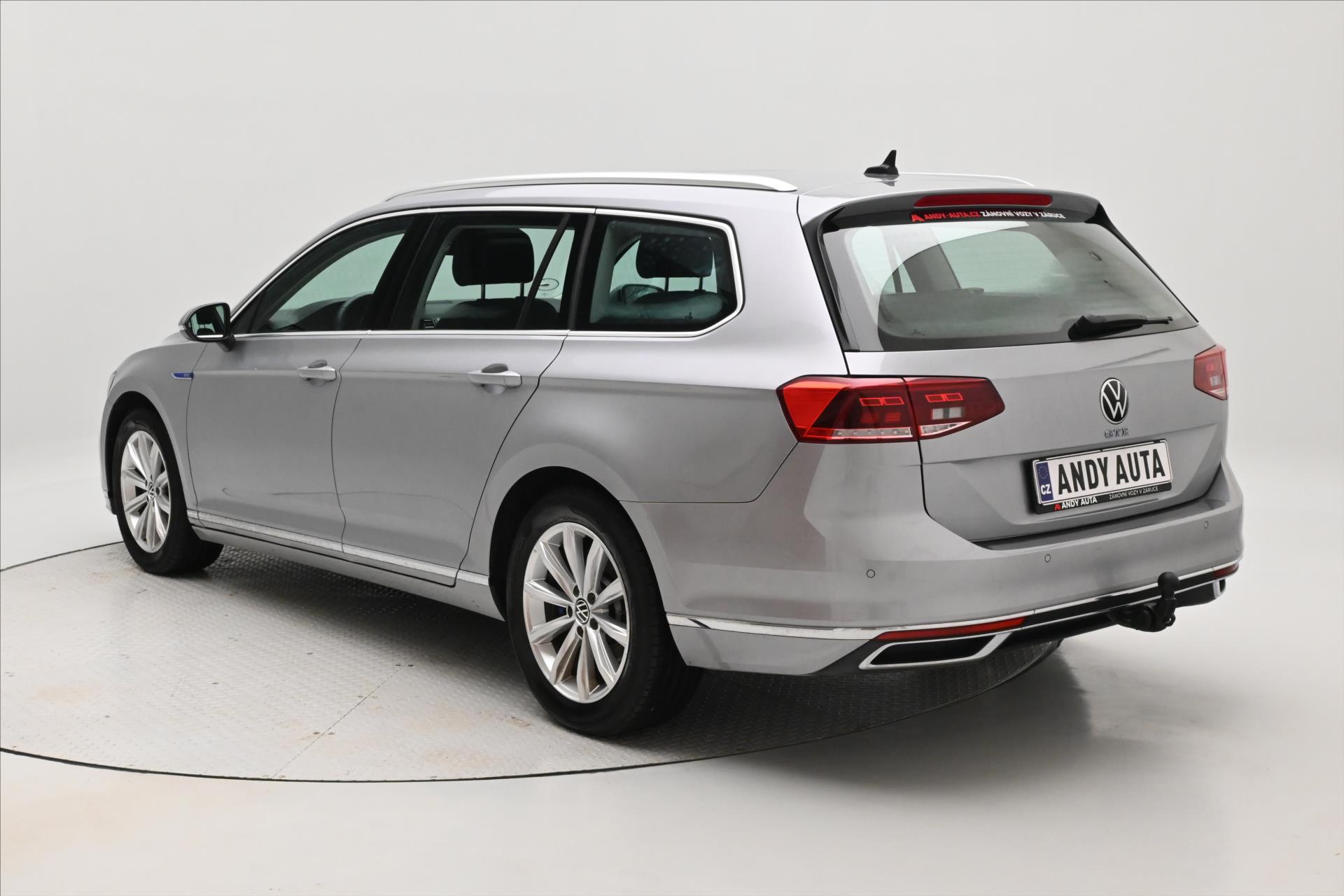 Hlavní fotografie vozu Volkswagen Passat 1,4 GTE 160kW PHEV DSG Záruka až 5 let (7)