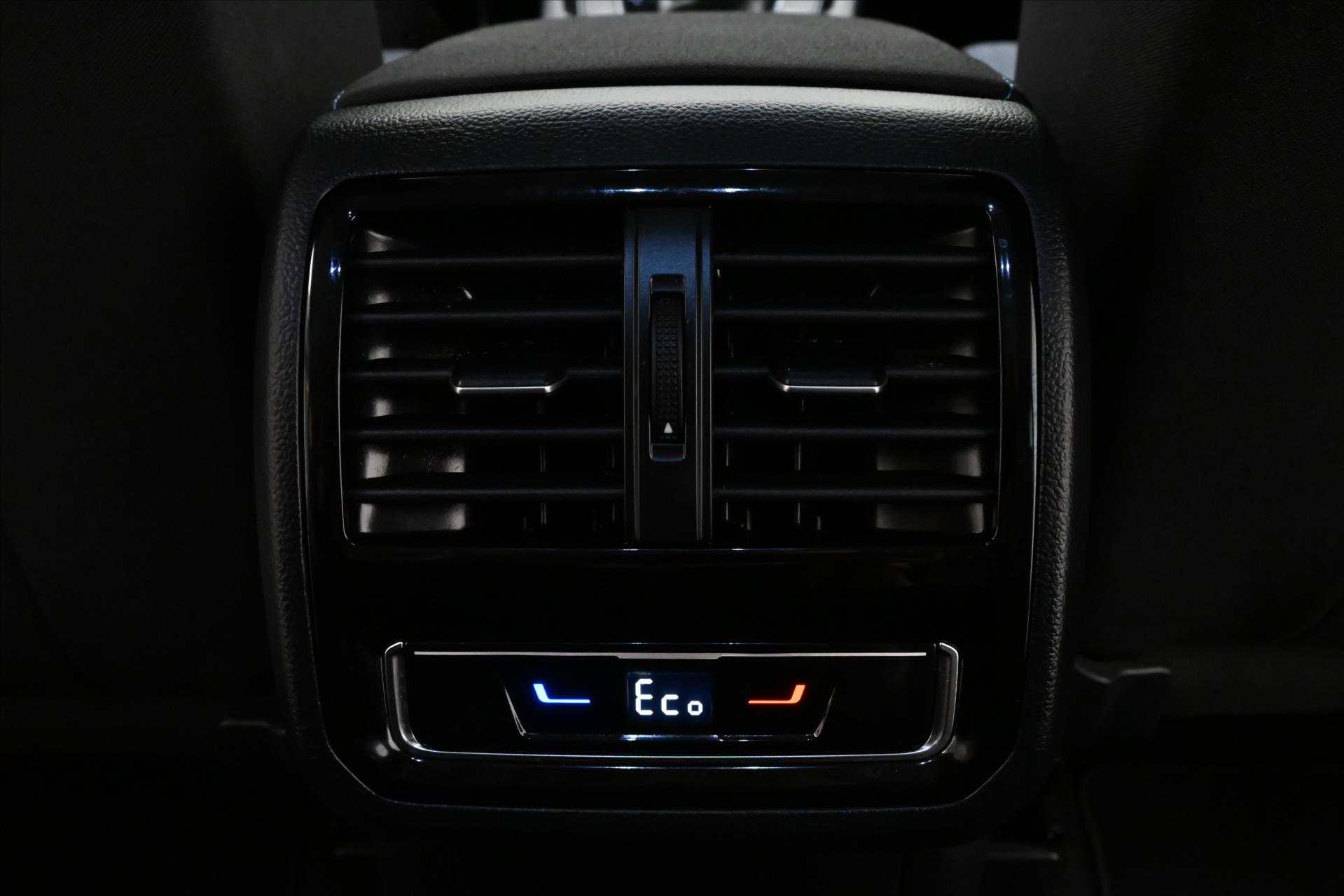 Hlavní fotografie vozu Volkswagen Passat 1,4 GTE 160 kW DSG Plug-IN Hybrid Záruka až 5 let (21)