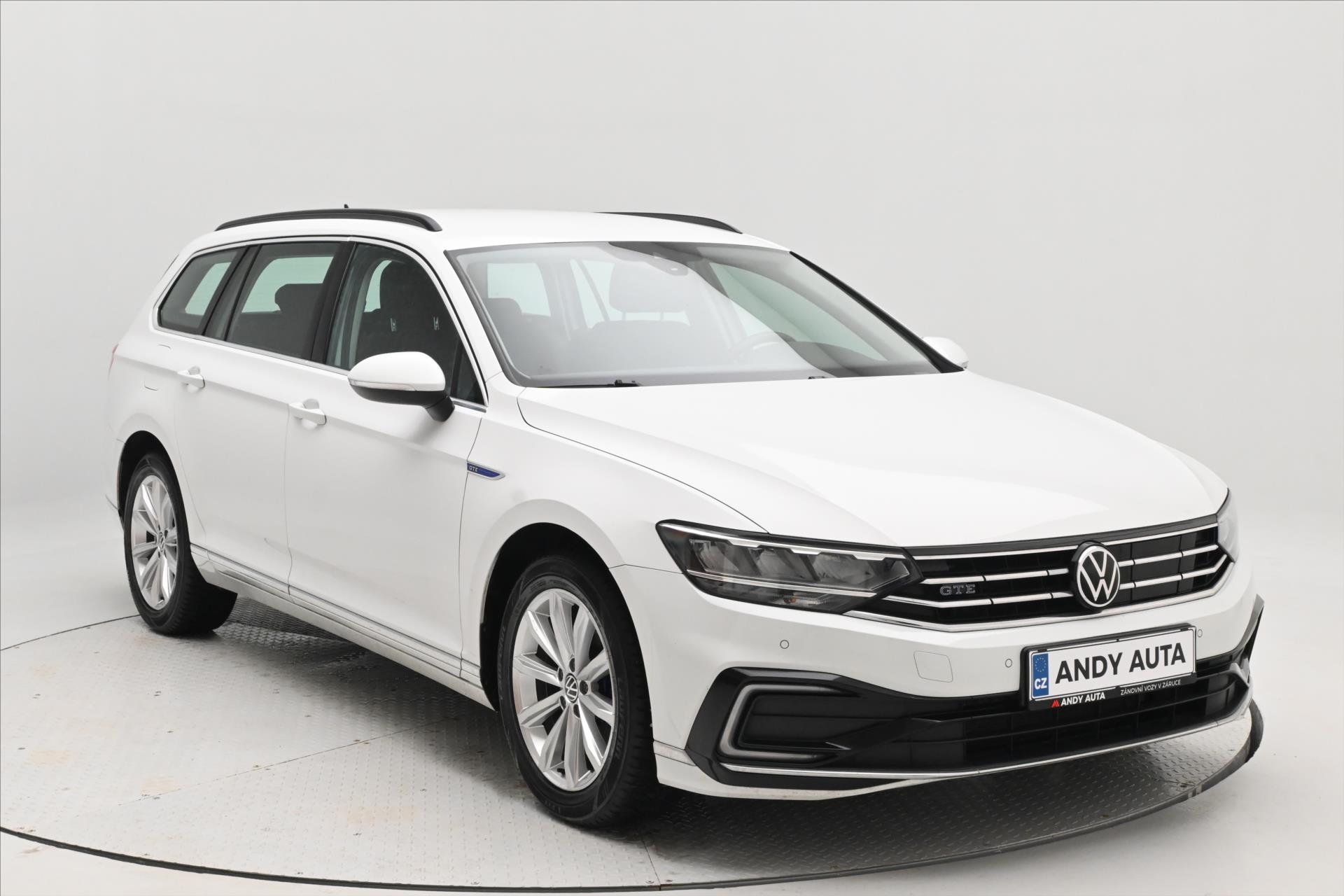 Hlavní fotografie vozu Volkswagen Passat 1,4 GTE 160 kW DSG Plug-IN Hybrid Záruka až 5 let (3)