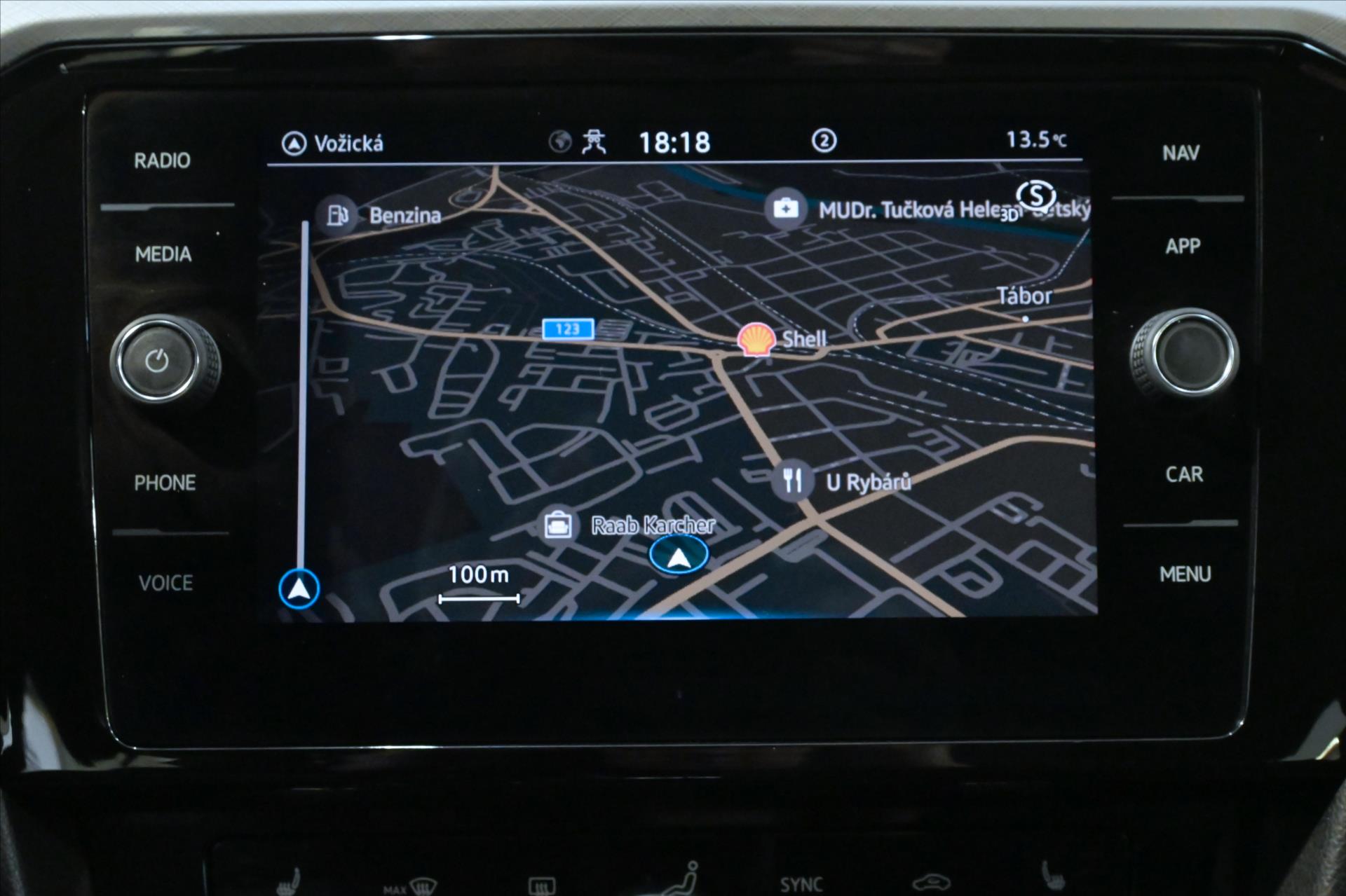 Hlavní fotografie vozu Volkswagen Passat 1,4 GTE 160 kW PHEV DSG Záruka až 5 let (19)