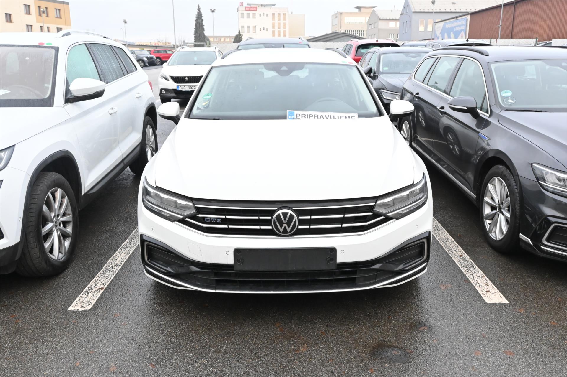Volkswagen Passat 1,4 GTE 160kW DSG VŮZ PŘIPRAVUJEME K PRODEJI