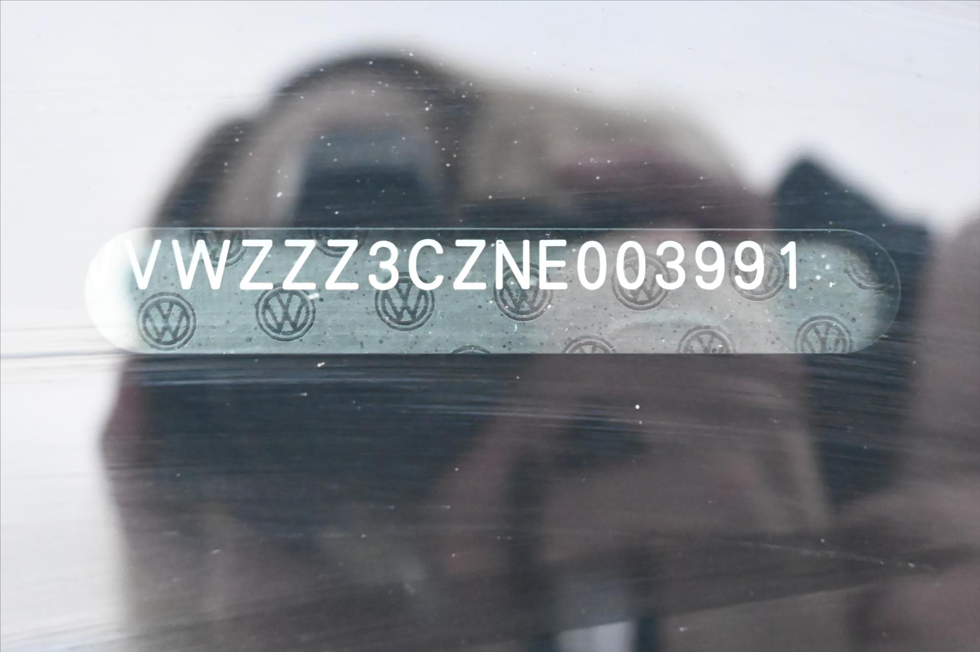 Hlavní fotografie vozu Volkswagen Passat 1,4 GTE 160kW DSG VŮZ PŘIPRAVUJEME K PRODEJI (2)