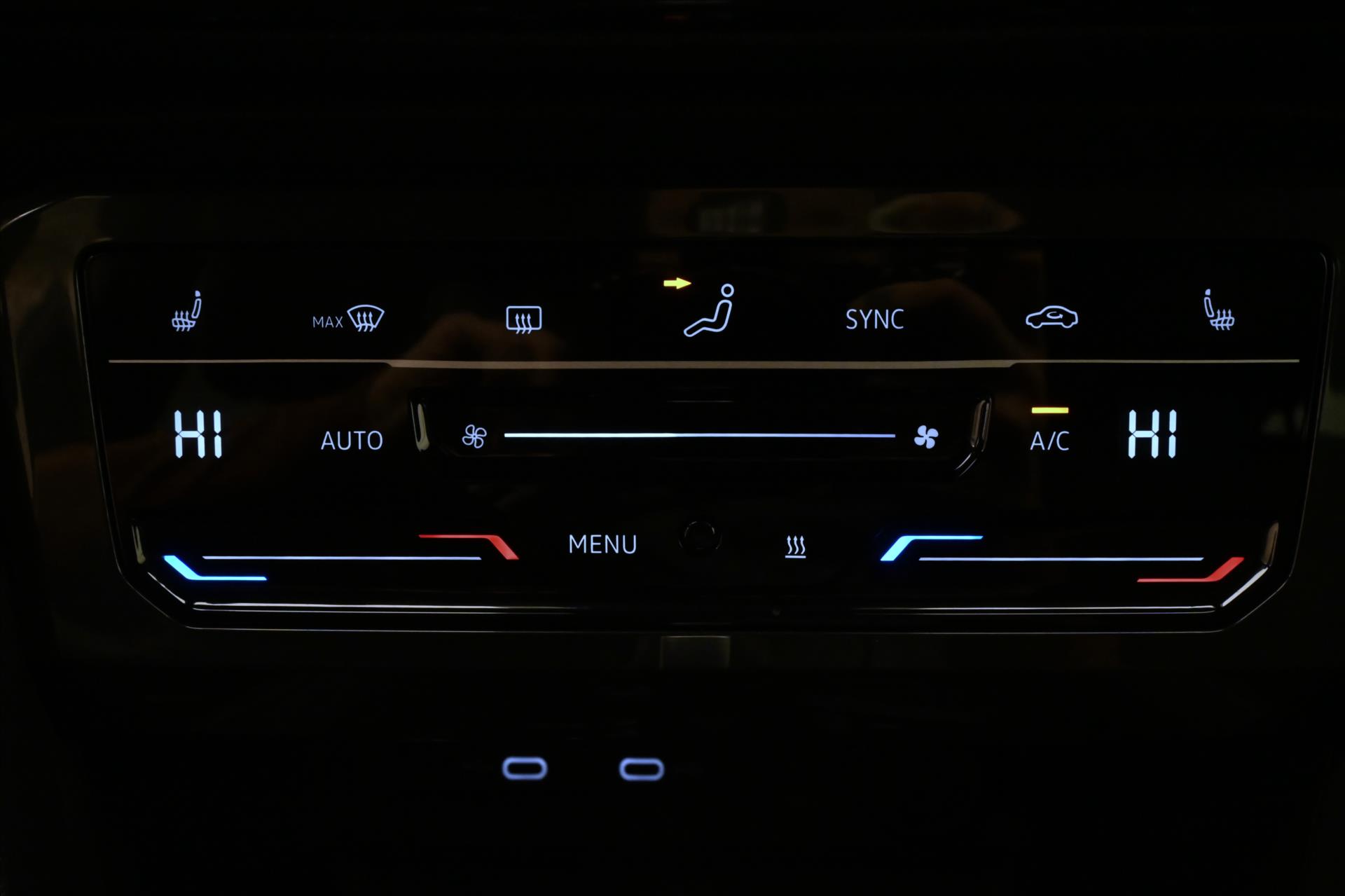 Hlavní fotografie vozu Seat Tarraco 2,0 TSI 140 kW DSG 4x4 Xcellence Záruka až 5 let (24)