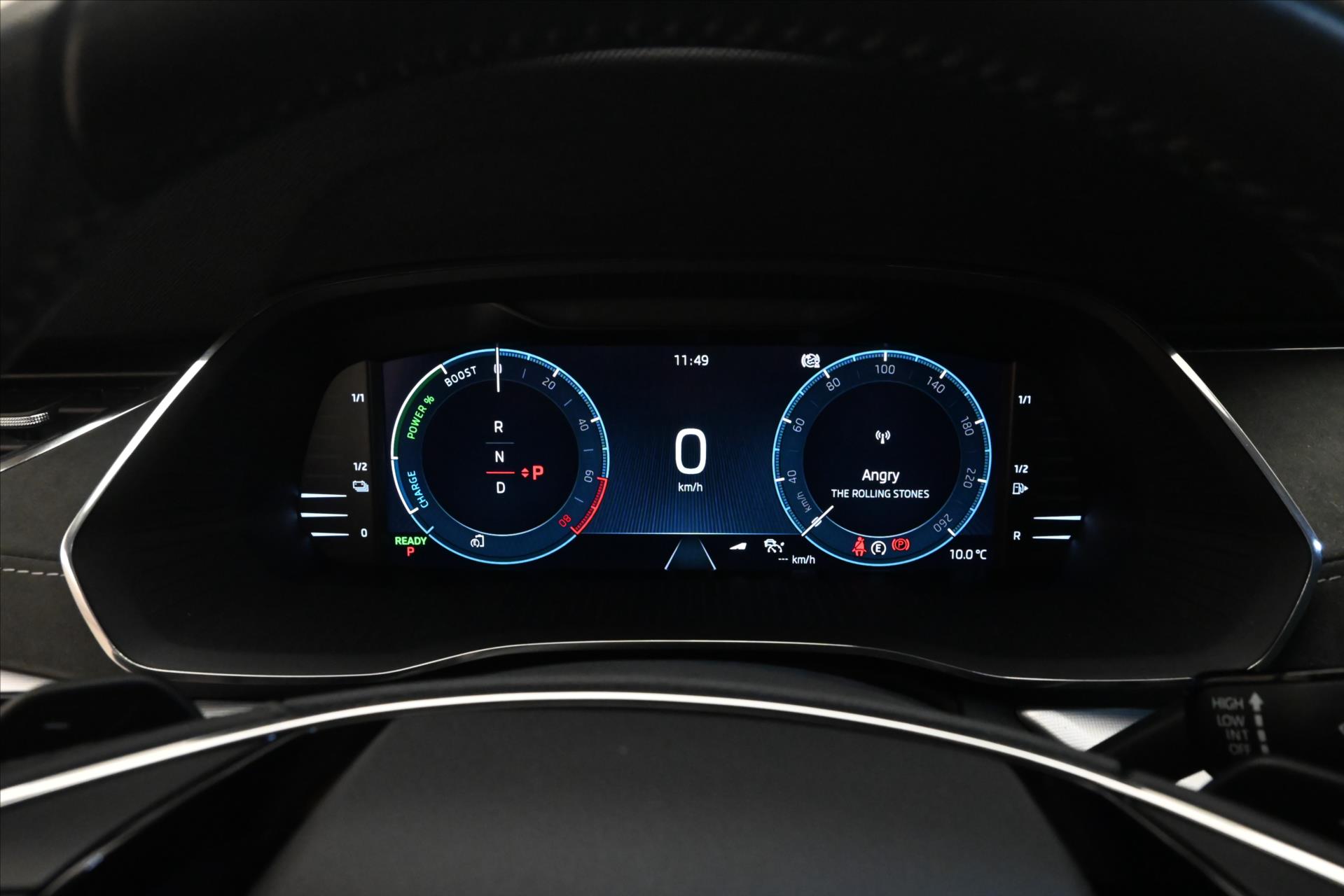 Hlavní fotografie vozu Škoda Octavia 1,4 TSI iV 150kW DSG Business Záruka až 5 let (16)