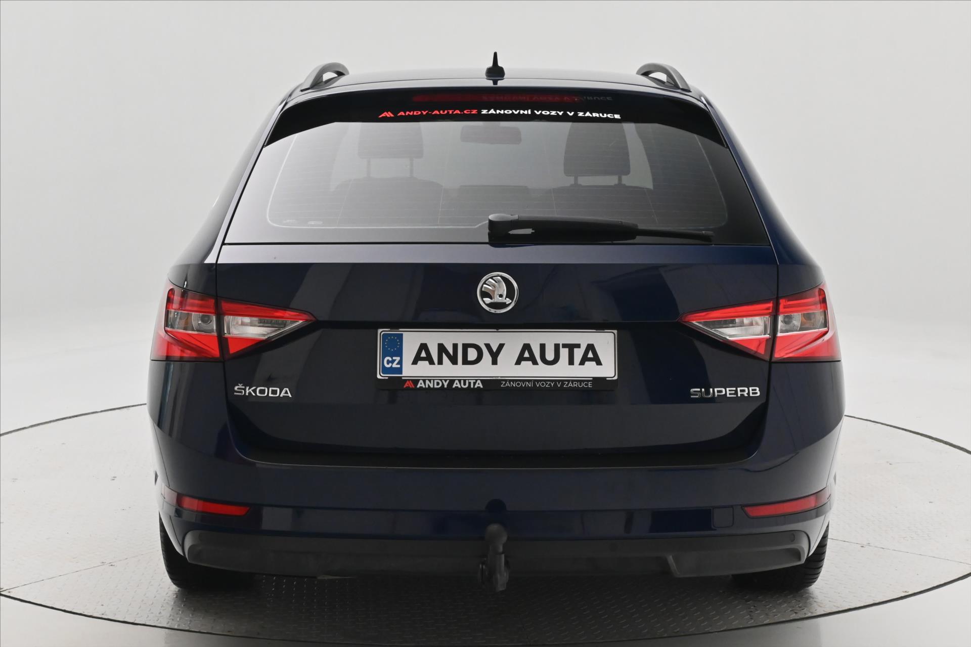 Hlavní fotografie vozu Škoda Superb 2,0 TDI 110 kW Ambition Tažné Záruka (5)