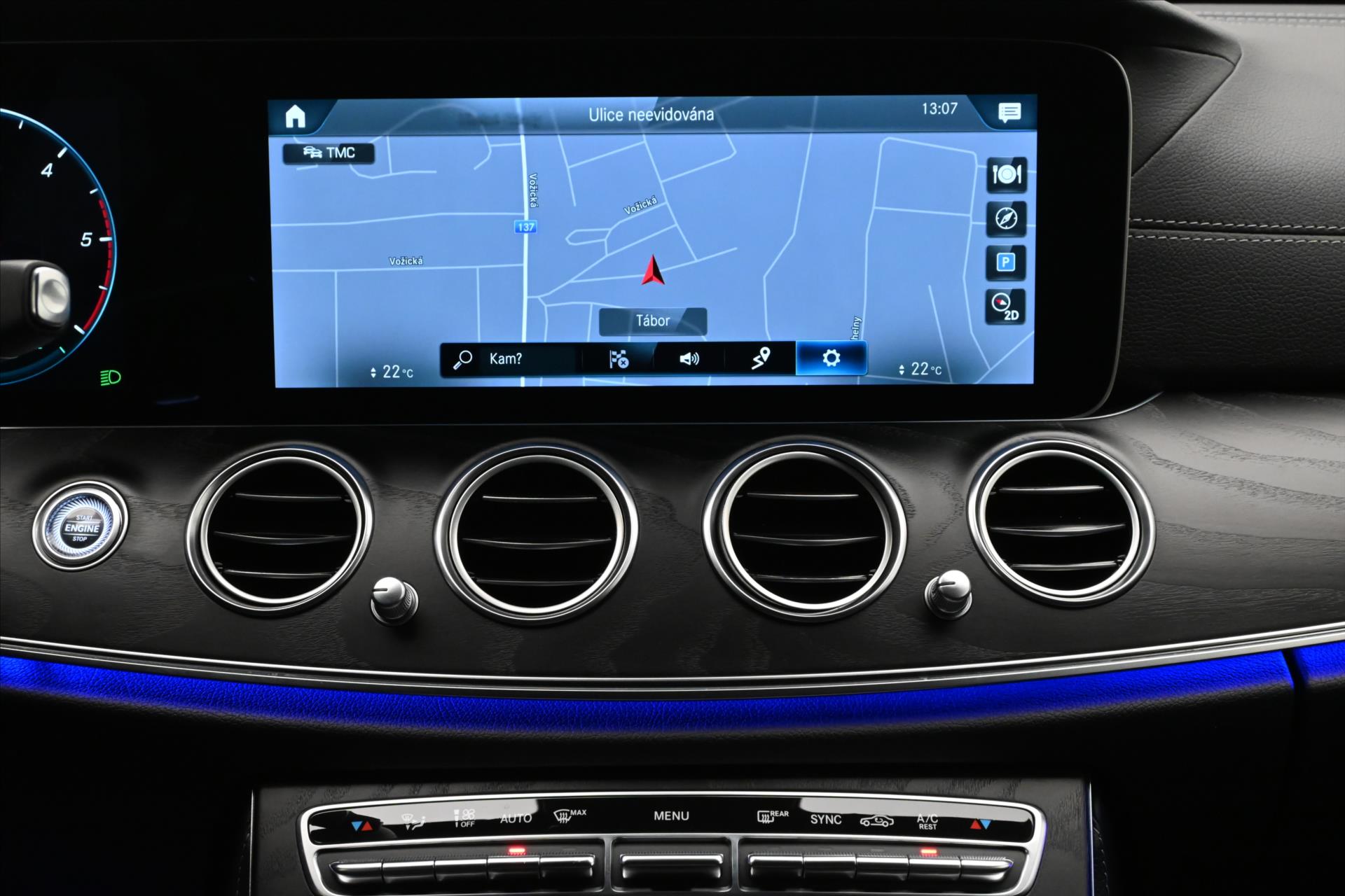 Hlavní fotografie vozu Mercedes-Benz Třídy E 2,0 220d 147kW AMGLINE Záruka až 5 let (19)