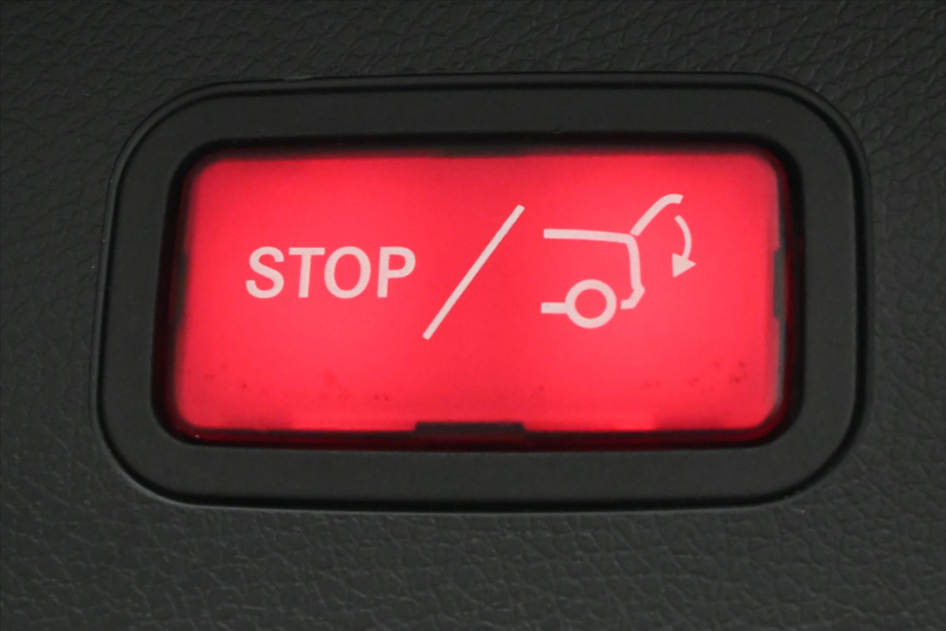 Hlavní fotografie vozu Mercedes-Benz Třídy E 2,0 220d 147kW AMGLINE Záruka až 5 let (26)