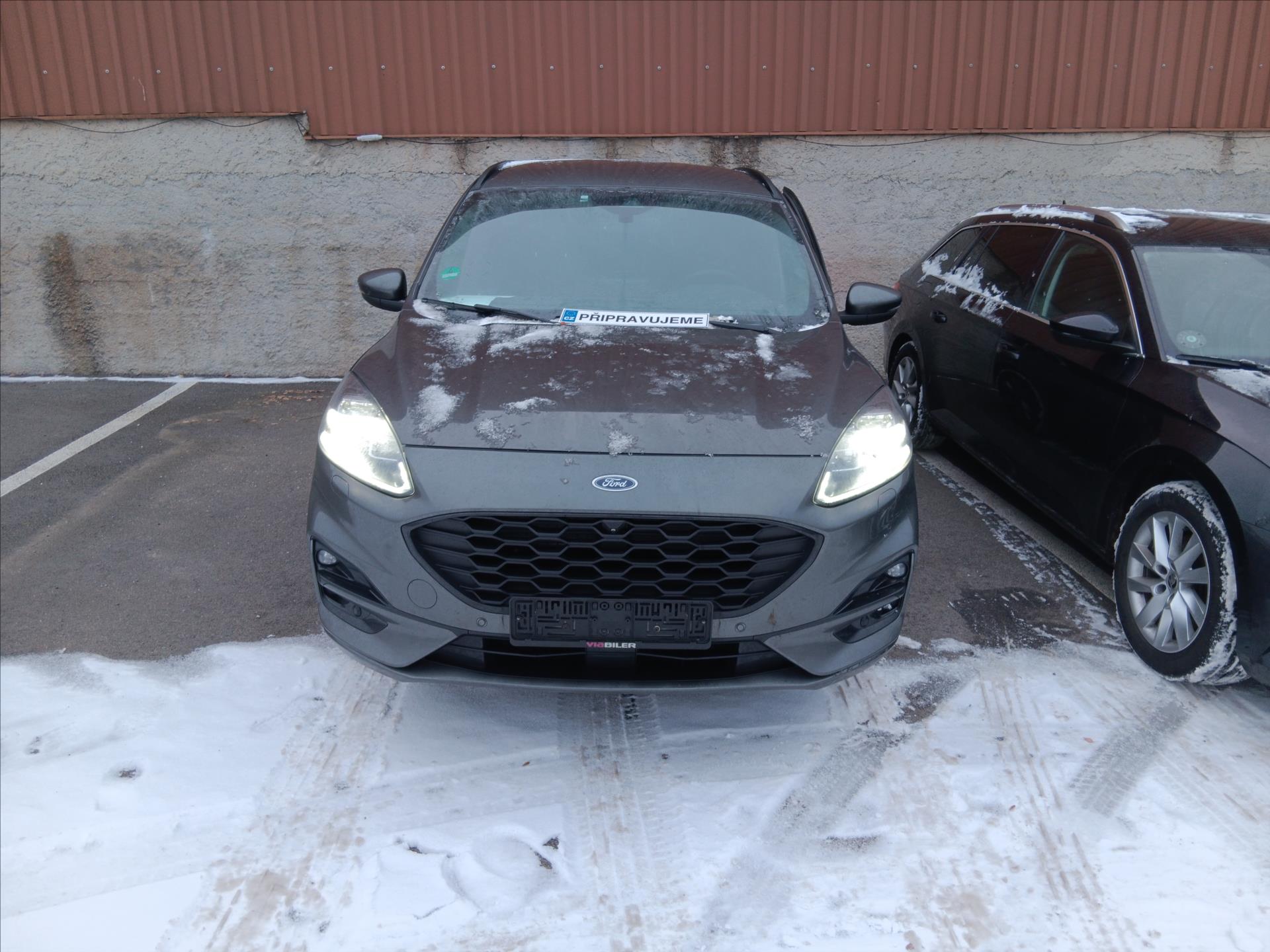 Ford Kug 2.0 EcoBlue AT8 4WD STlineX We are preparing the car for sale