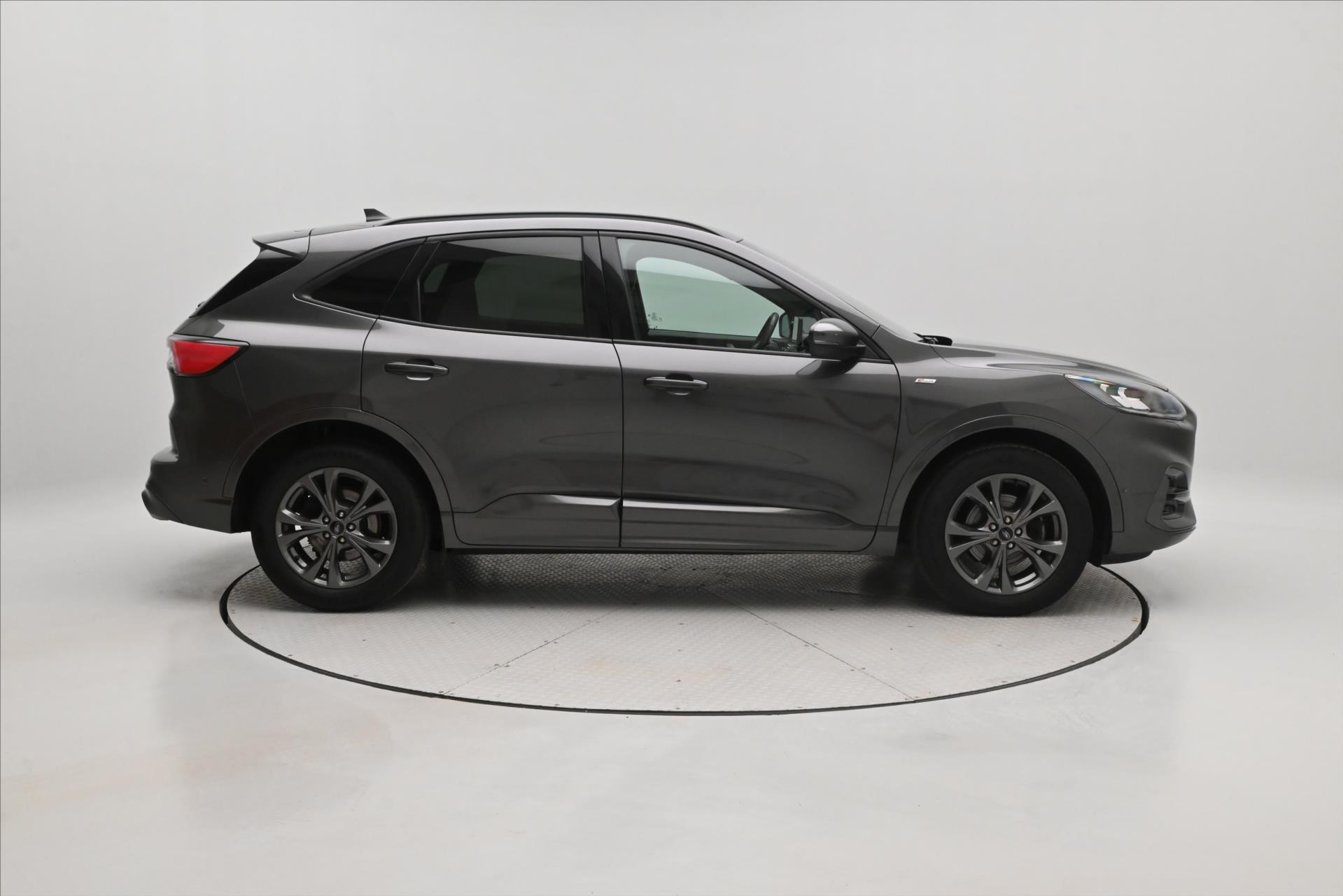 Hlavní fotografie vozu Ford Kuga 2,0 EcoBlue ST Line X AT8 4WD Záruka až 5 let (4)