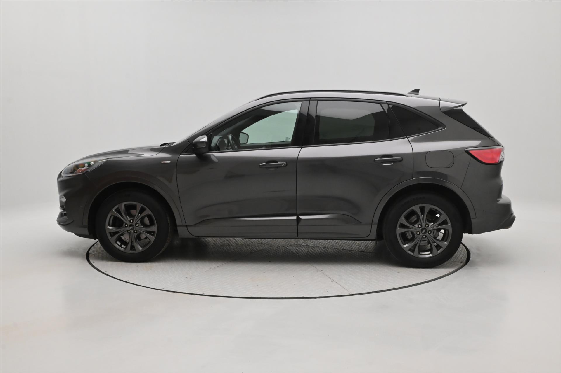 Hlavní fotografie vozu Ford Kuga 2,0 EcoBlue ST Line X AT8 4WD Záruka až 5 let (8)