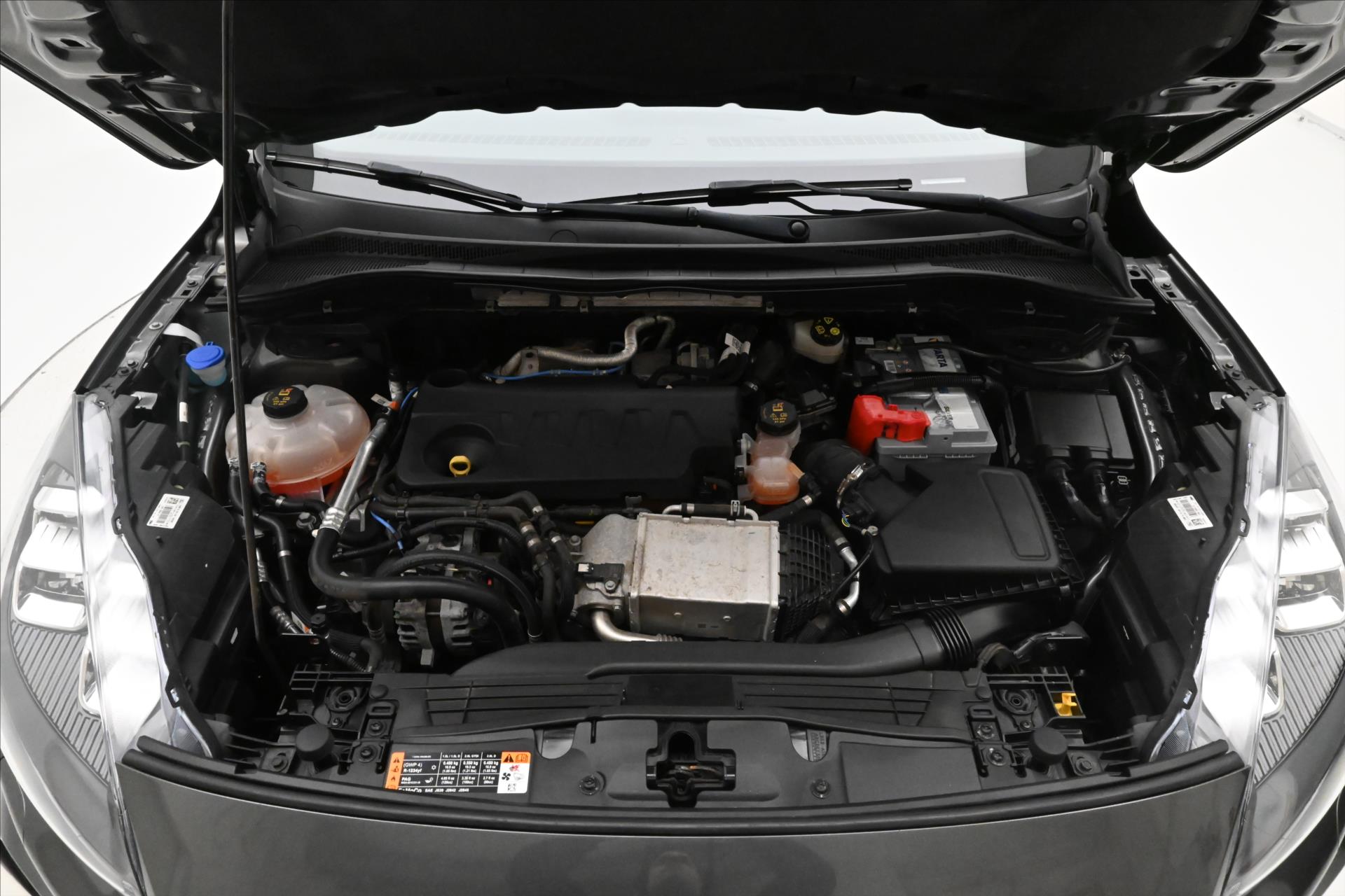 Hlavní fotografie vozu Ford Kuga 2,0 EcoBlue ST Line X AT8 4WD Záruka až 5 let (9)