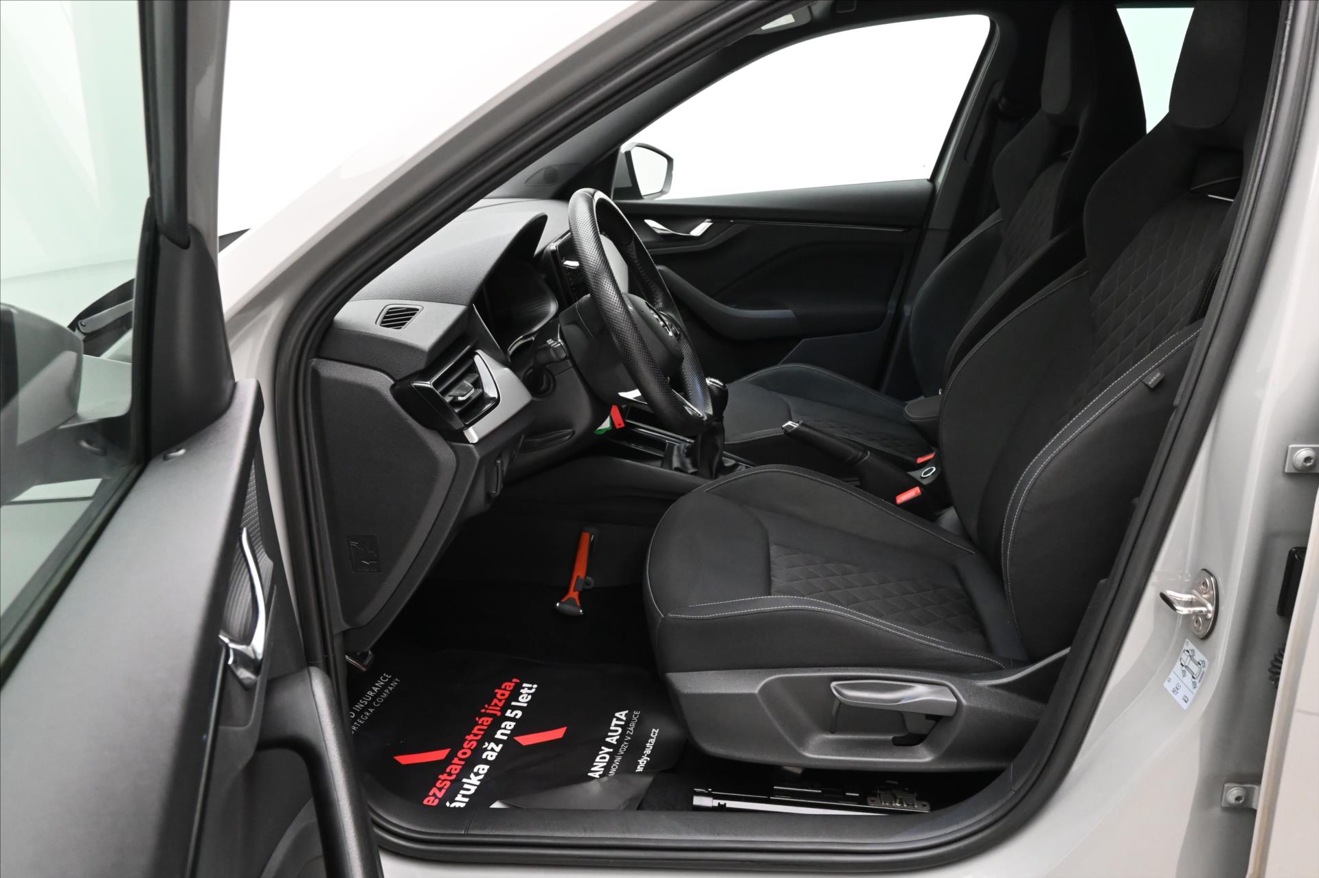 Hlavní fotografie vozu Škoda Kamiq 1,0 TSI 81 kW Sport Business Záruka až 5 let (13)