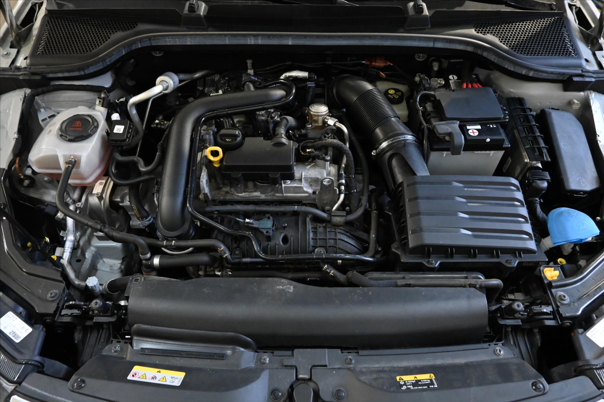 Hlavní fotografie vozu Škoda Kamiq 1,0 TSI 81 kW Sport Business Záruka až 5 let (9)