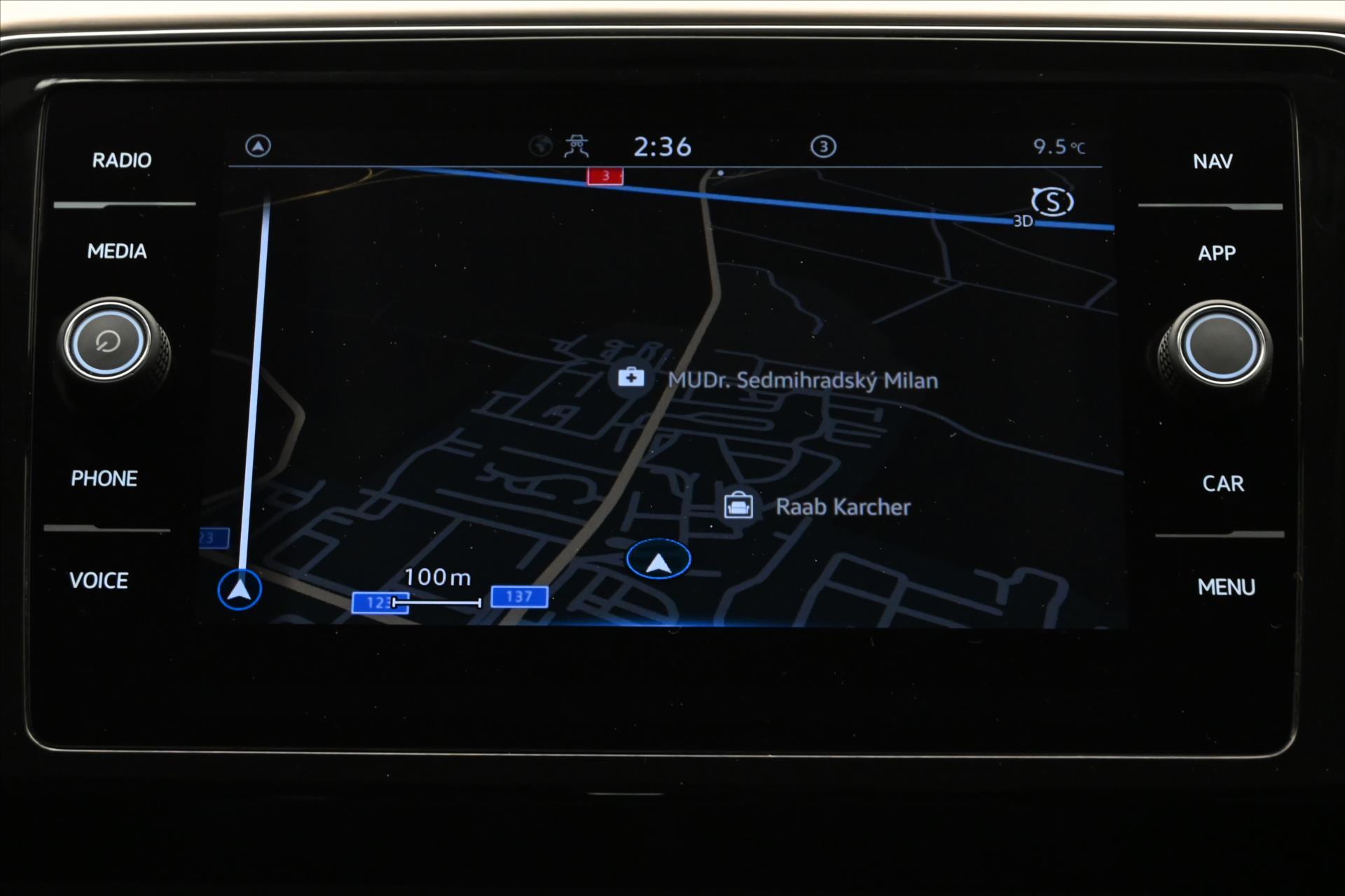 Hlavní fotografie vozu Volkswagen Passat 2,0 TDI 110 kW DSG Elegance Záruka až 5 let (19)