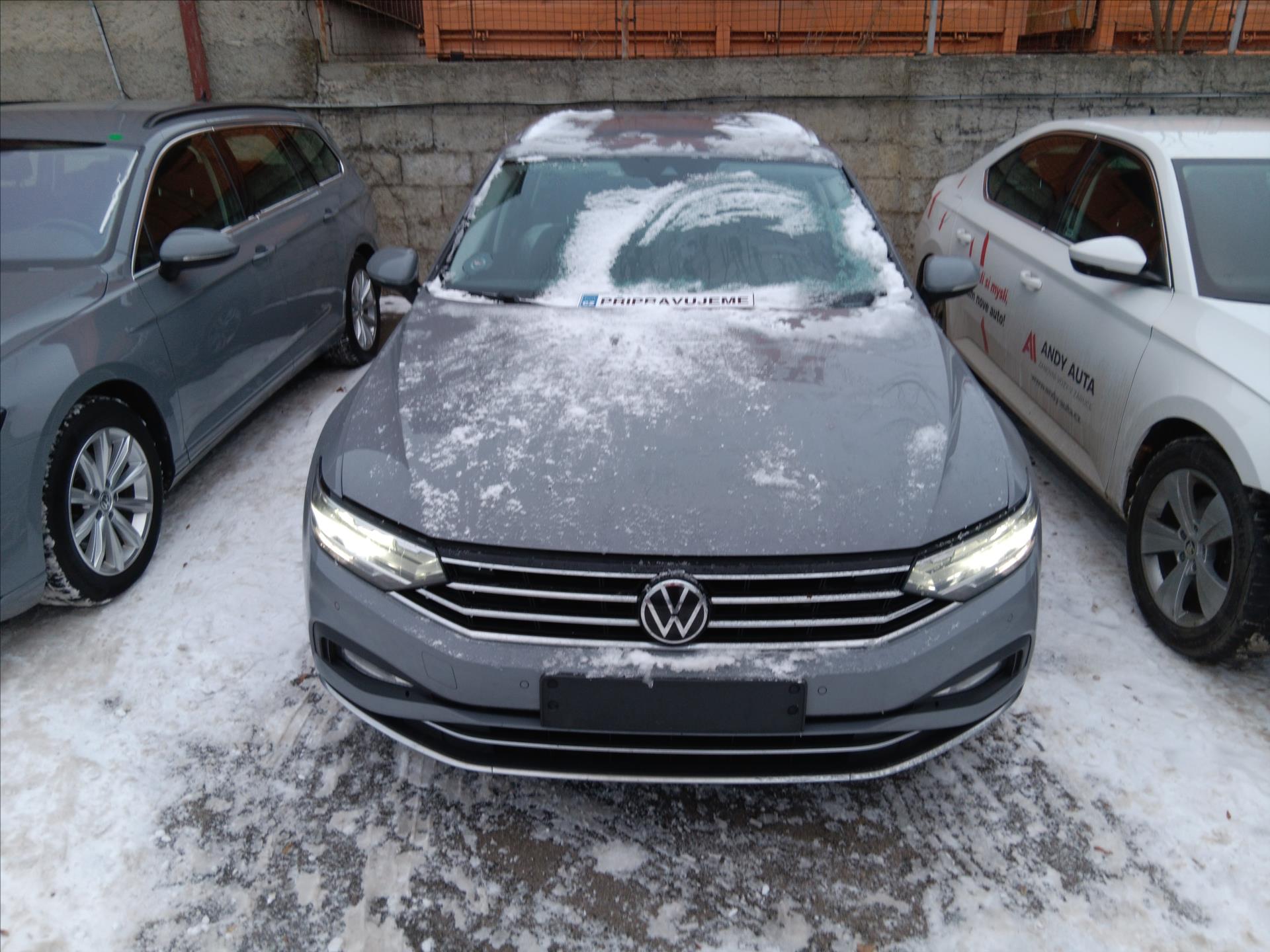 Volkswagen Passat 2,0 TDI 110kW DSG Elegance Vůz připravujeme k prodeji