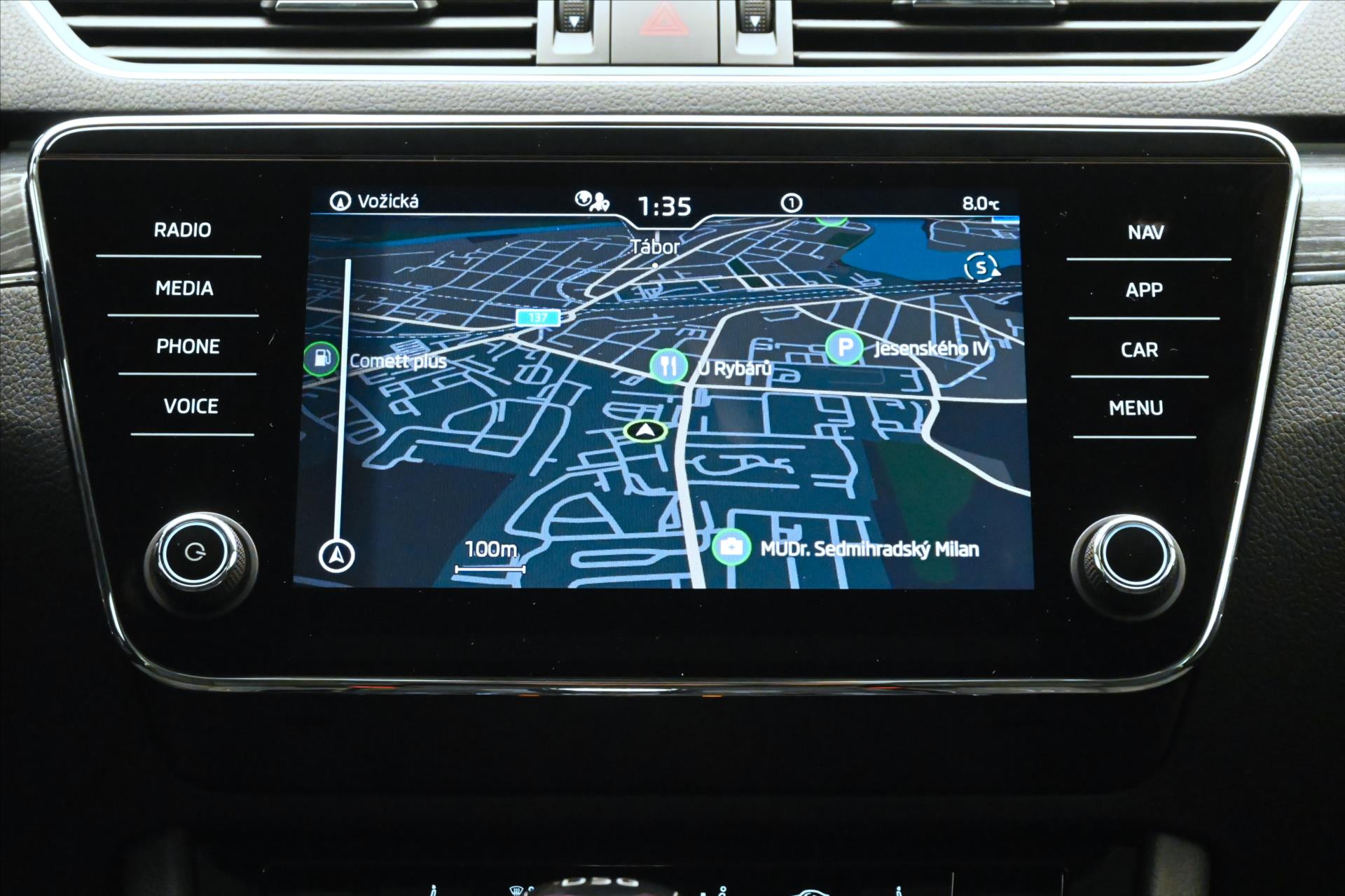 Hlavní fotografie vozu Škoda Superb 2,0 TDI 110kW DSG Executive Záruka až 5 let (19)