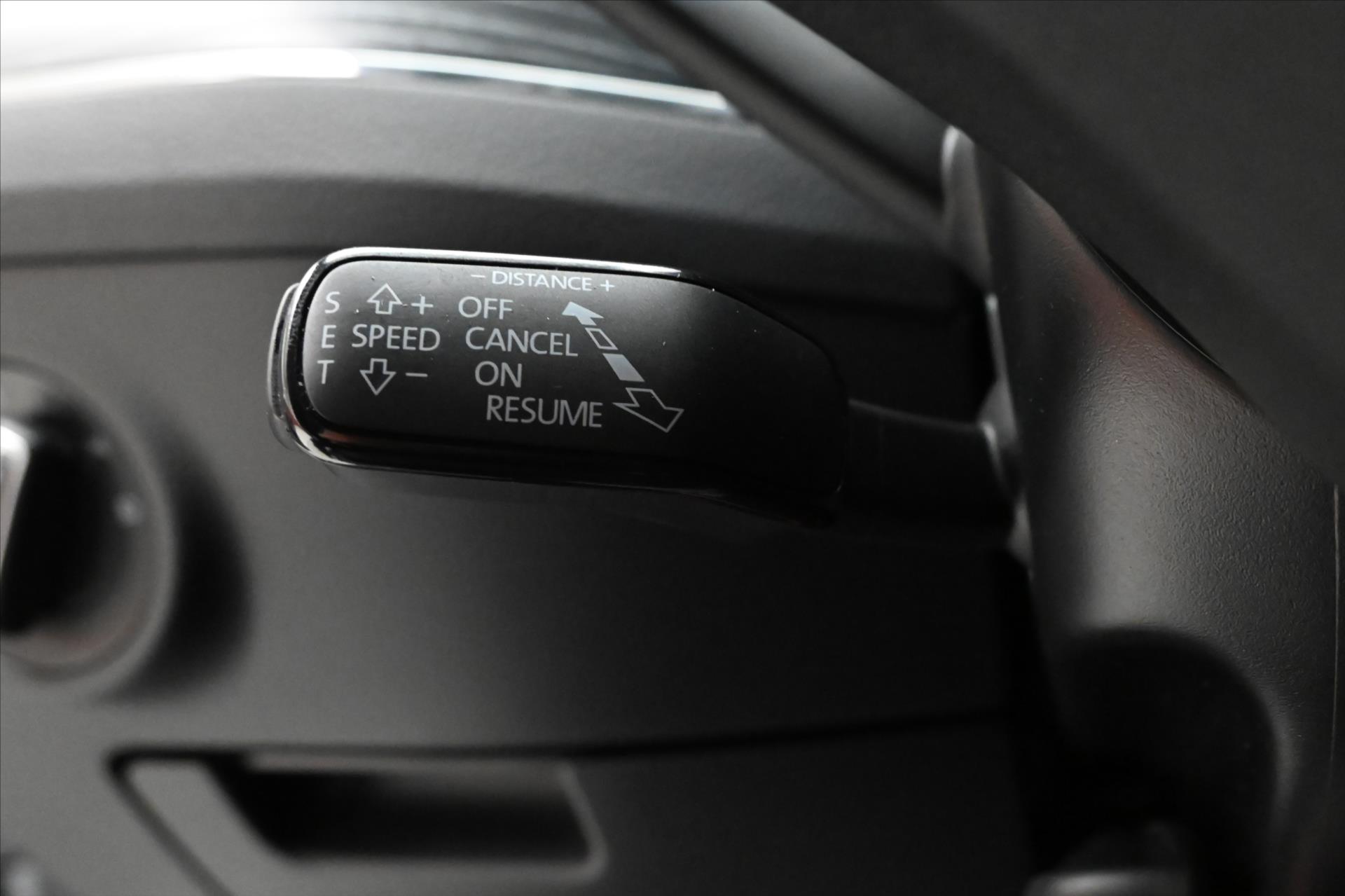 Hlavní fotografie vozu Škoda Superb 2,0 TDI 110kW DSG Executive Záruka až 5 let (24)