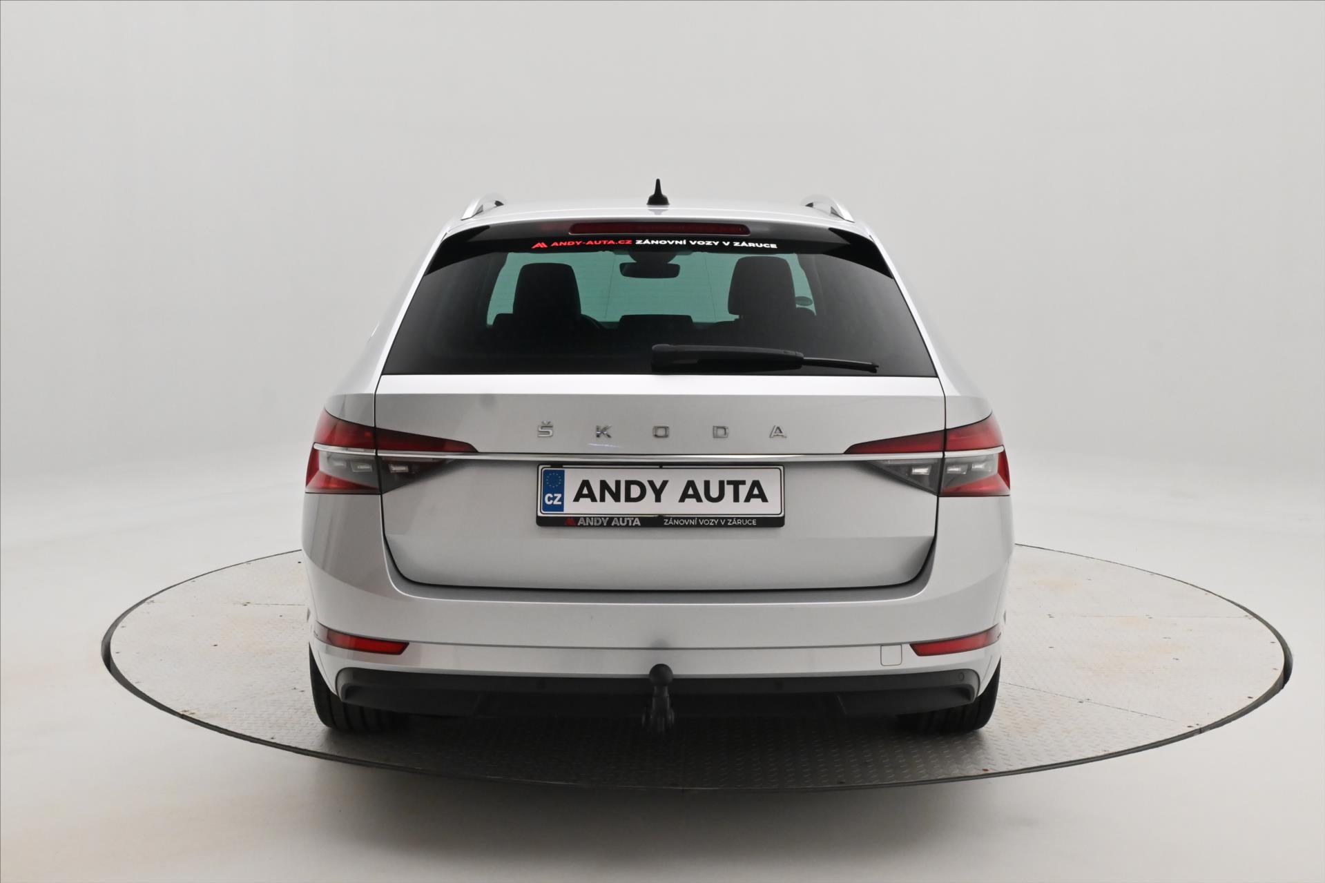 Hlavní fotografie vozu Škoda Superb 2,0 TDI 110kW DSG Executive Záruka až 5 let (6)