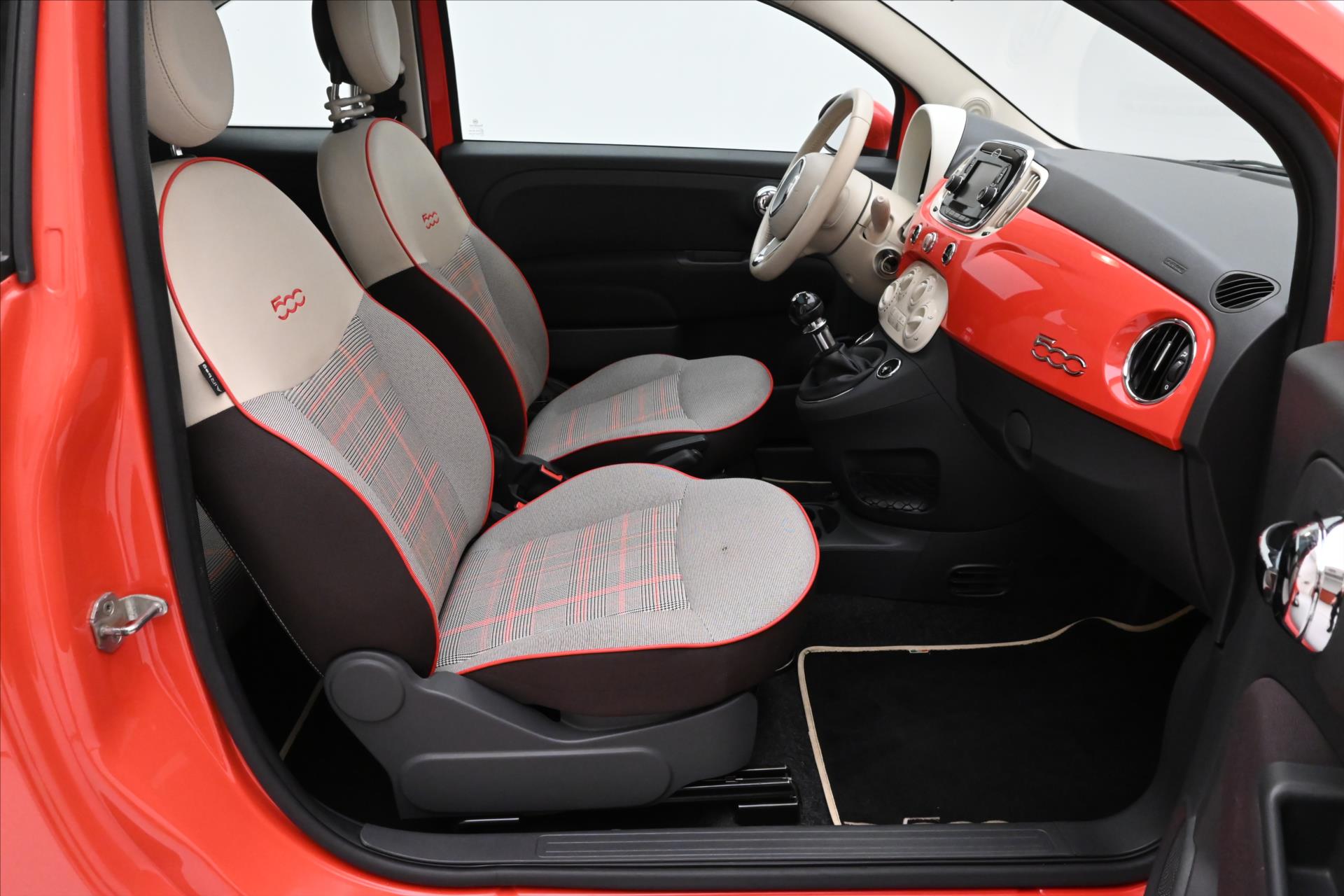 Hlavní fotografie vozu Fiat 500 1,2 i Plus 51Kw PANORAMA Záruka až 5 let (13)