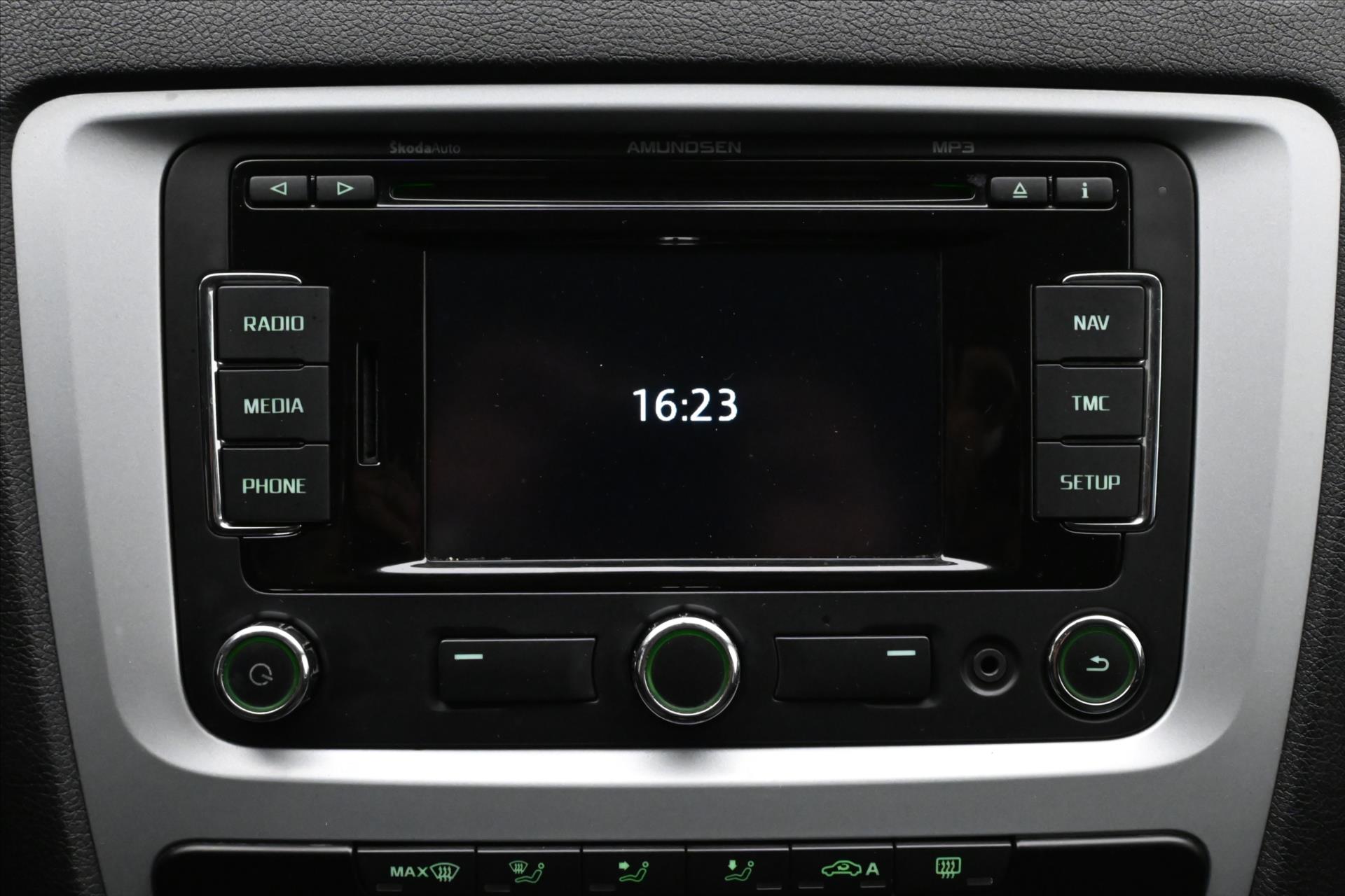 Main photo of the car Skoda Octavia 1.6 TDI 77kW Ambition Multifunction (19)