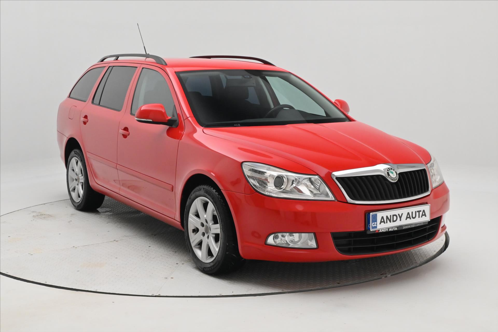 Main photo of the car Skoda Octavia 1.6 TDI 77kW Ambition Multifunction (3)