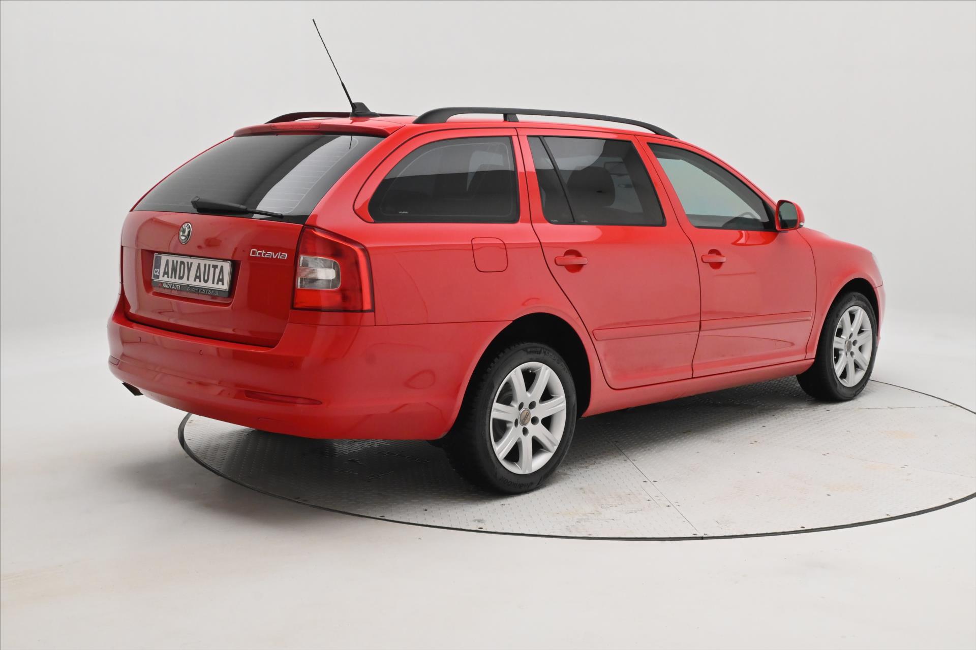 Main photo of the car Skoda Octavia 1.6 TDI 77kW Ambition Multifunction (5)