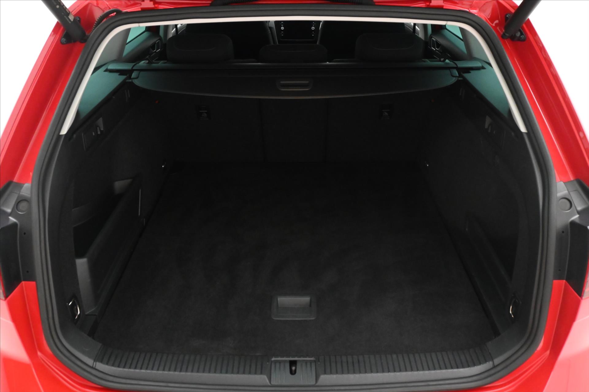 Hlavní fotografie vozu Volkswagen Passat 1,4 TSI GTE 160kW DSG Záruka až 5 let (10)