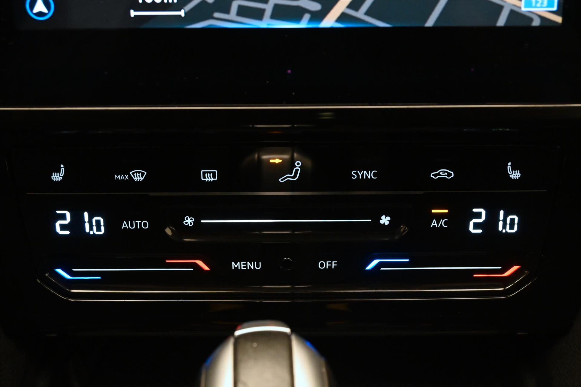 Hlavní fotografie vozu Volkswagen Passat 1,4 TSI GTE 160kW DSG Záruka až 5 let (21)