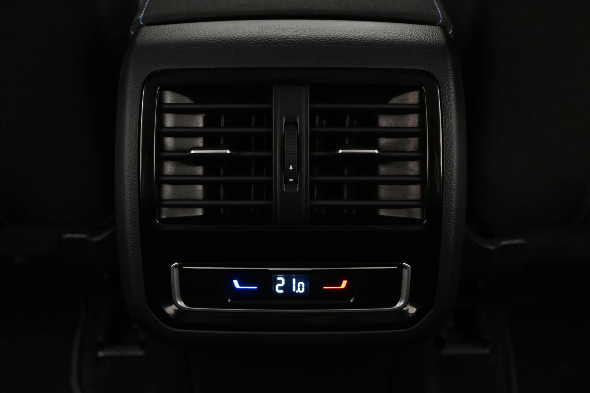 Hlavní fotografie vozu Volkswagen Passat 1,4 TSI GTE 160kW DSG Záruka až 5 let (22)