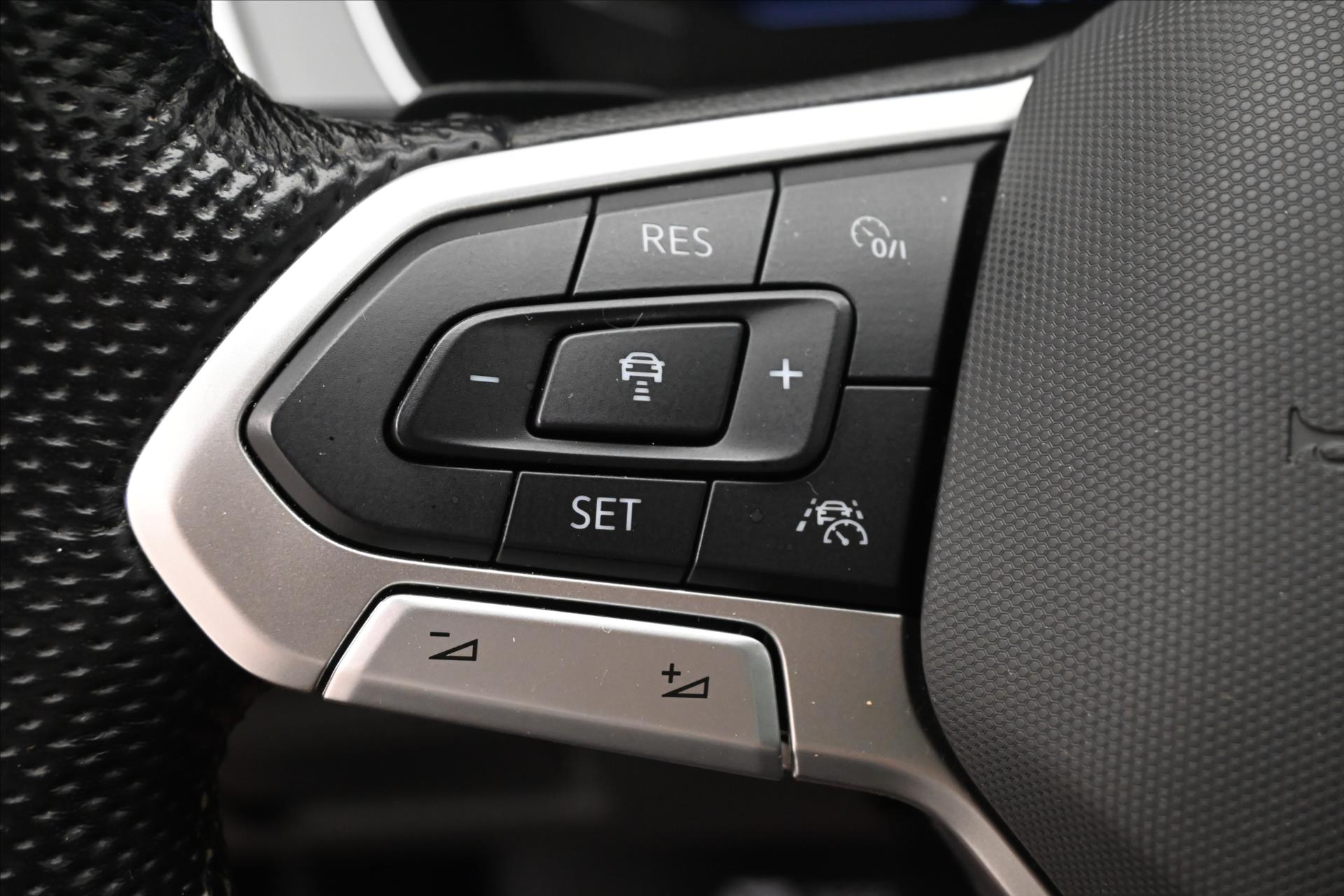 Hlavní fotografie vozu Volkswagen Passat 1,4 TSI GTE 160kW DSG Záruka až 5 let (24)