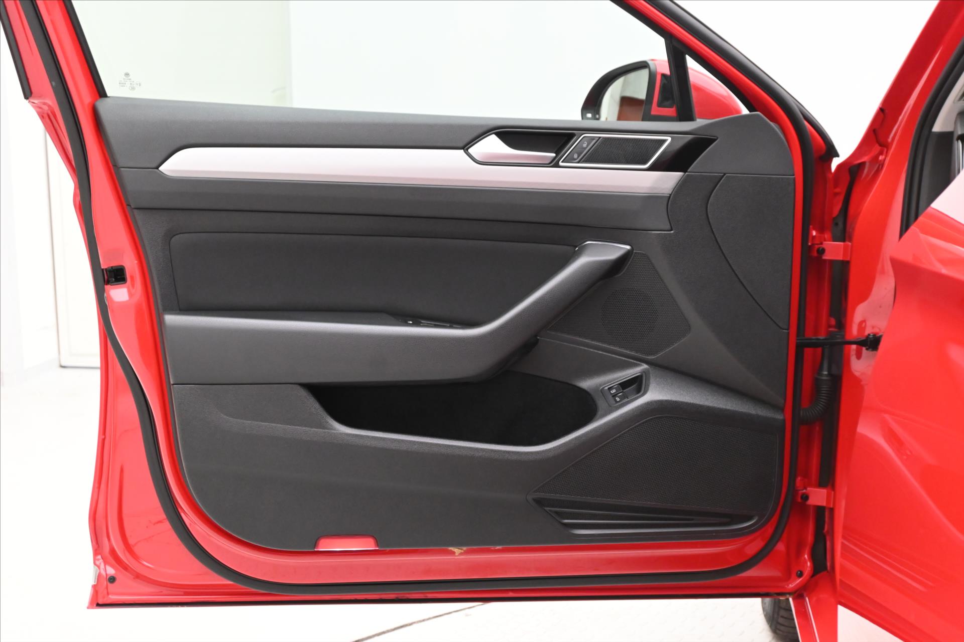 Hlavní fotografie vozu Volkswagen Passat 1,4 TSI GTE 160kW DSG Záruka až 5 let (25)