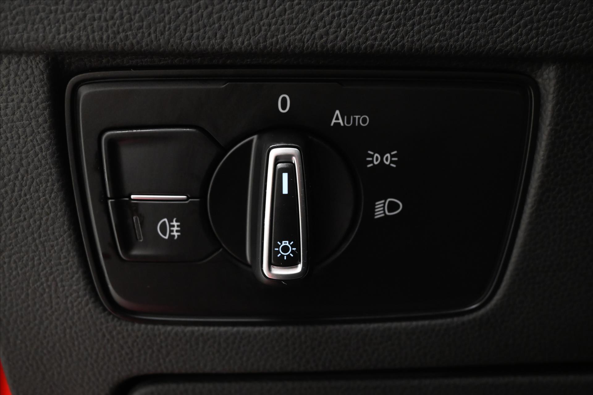 Hlavní fotografie vozu Volkswagen Passat 1,4 TSI GTE 160kW DSG Záruka až 5 let (27)