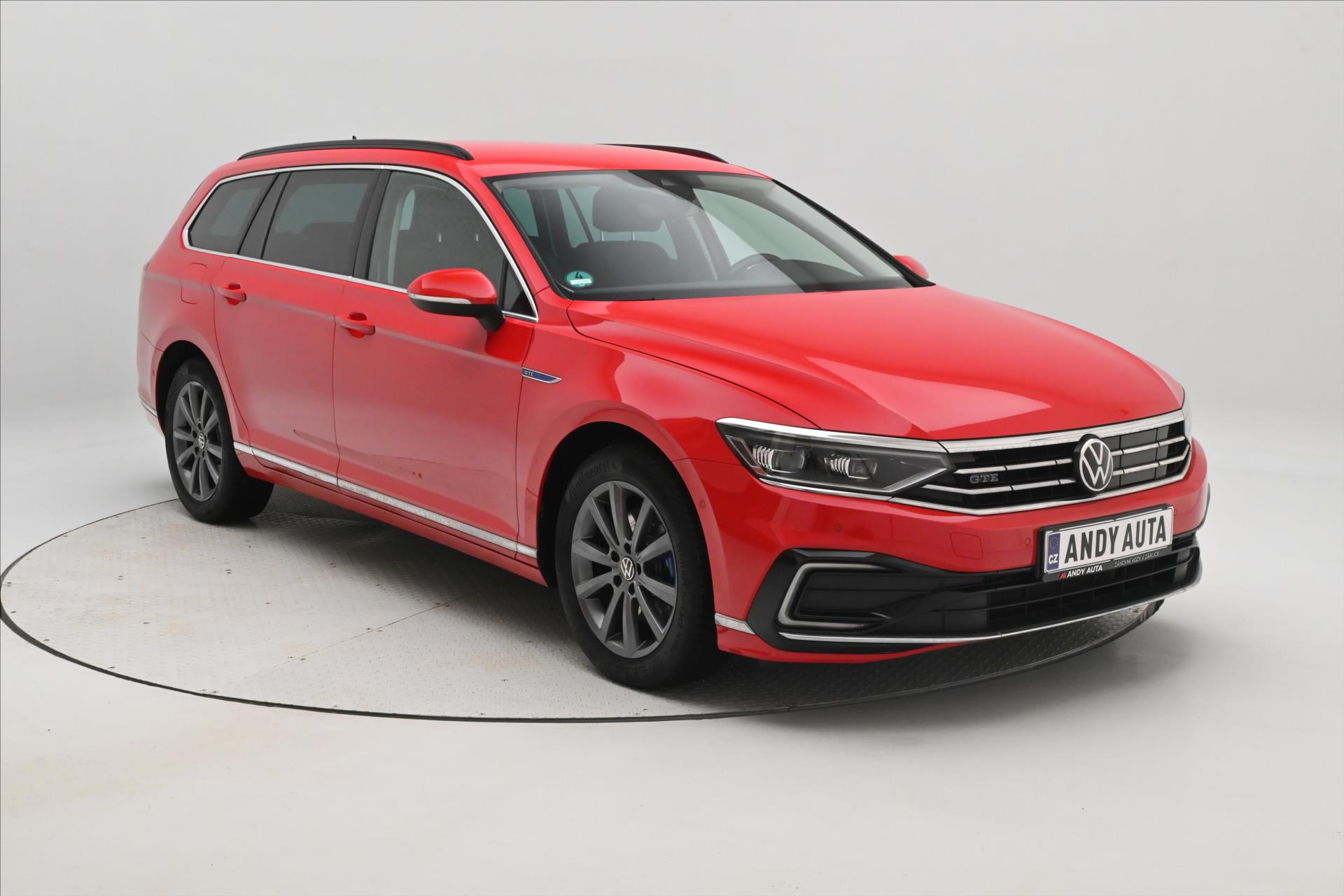 Hlavní fotografie vozu Volkswagen Passat 1,4 TSI GTE 160kW DSG Záruka až 5 let (3)