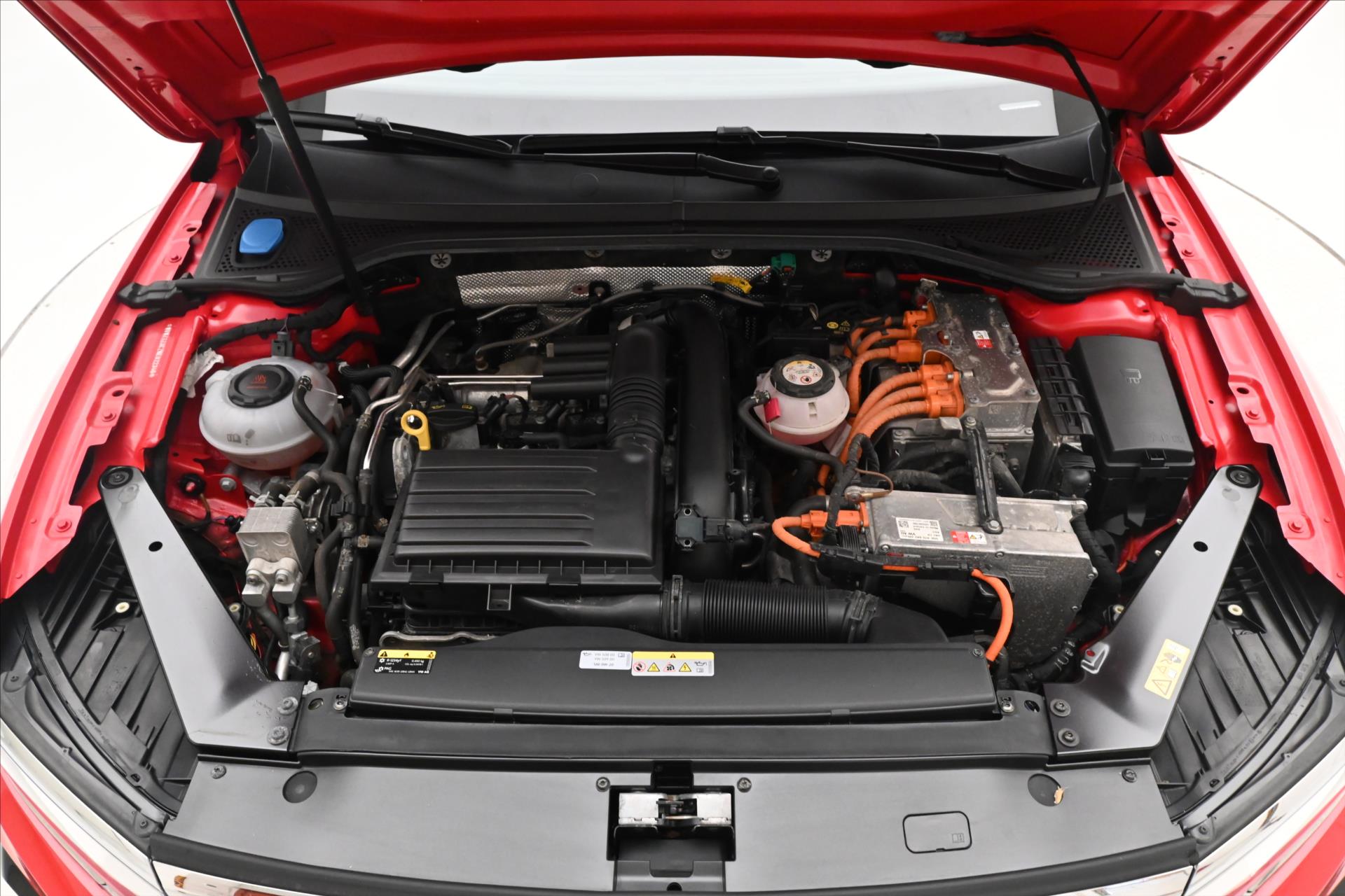 Hlavní fotografie vozu Volkswagen Passat 1,4 TSI GTE 160kW DSG Záruka až 5 let (9)