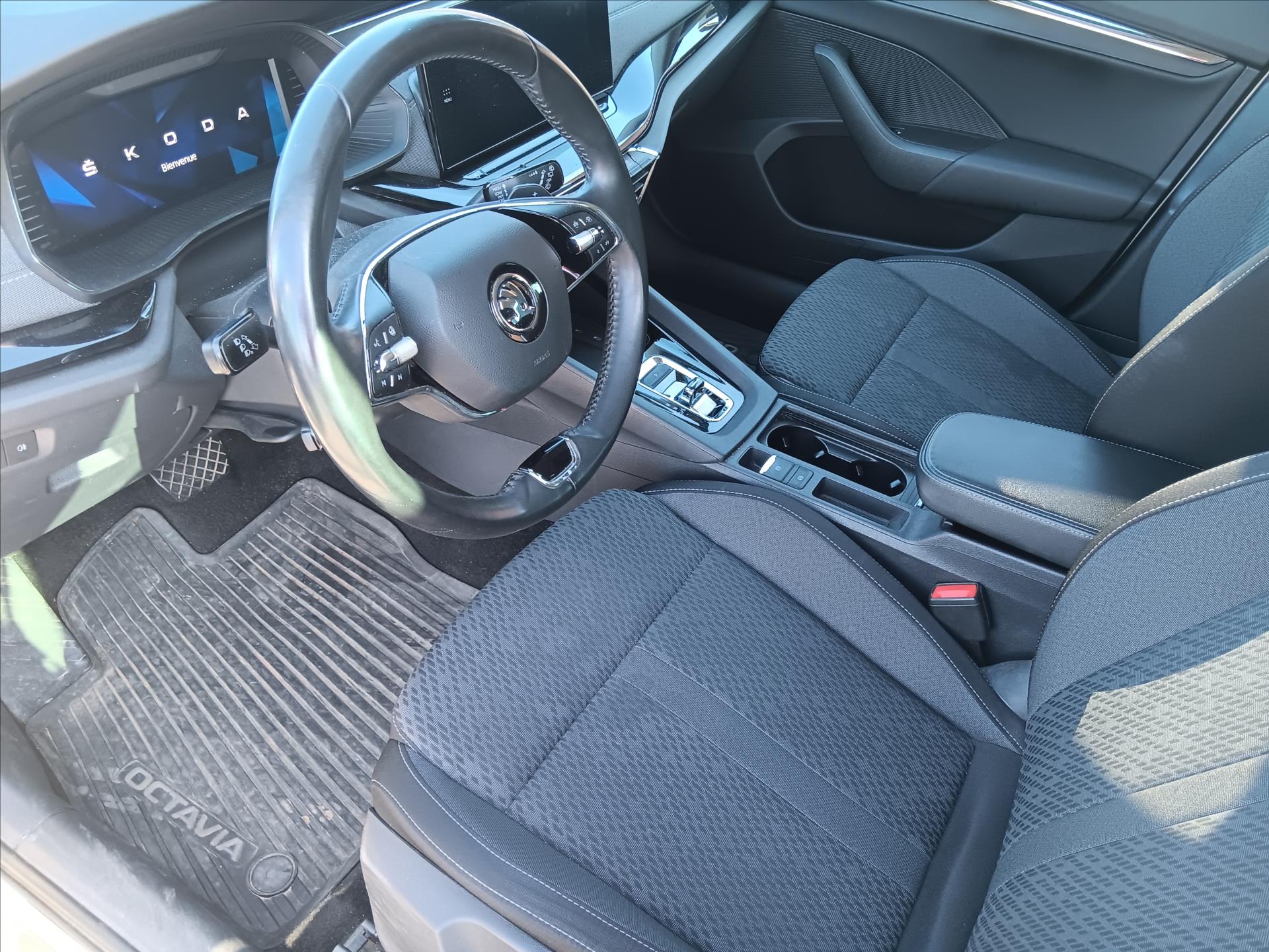 Hlavní fotografie vozu Škoda Octavia 2,0 TDI 110 kW DSG Style VŮZ PŘIPRAVUJEME K PRODEJI (3)