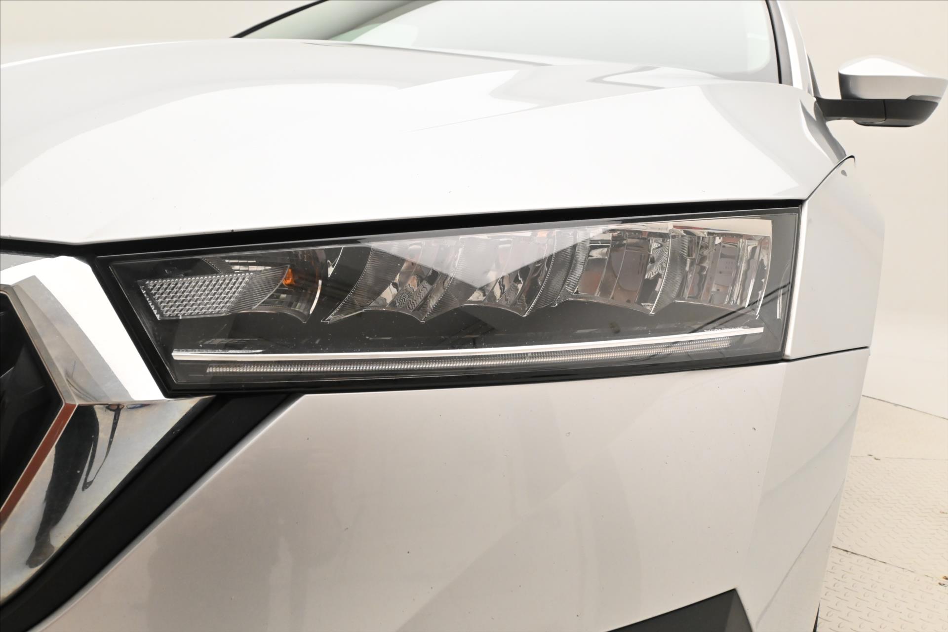 Hlavní fotografie vozu Škoda Octavia 2,0 TDI 110 kW DSG Style Záruka až 5 let (30)