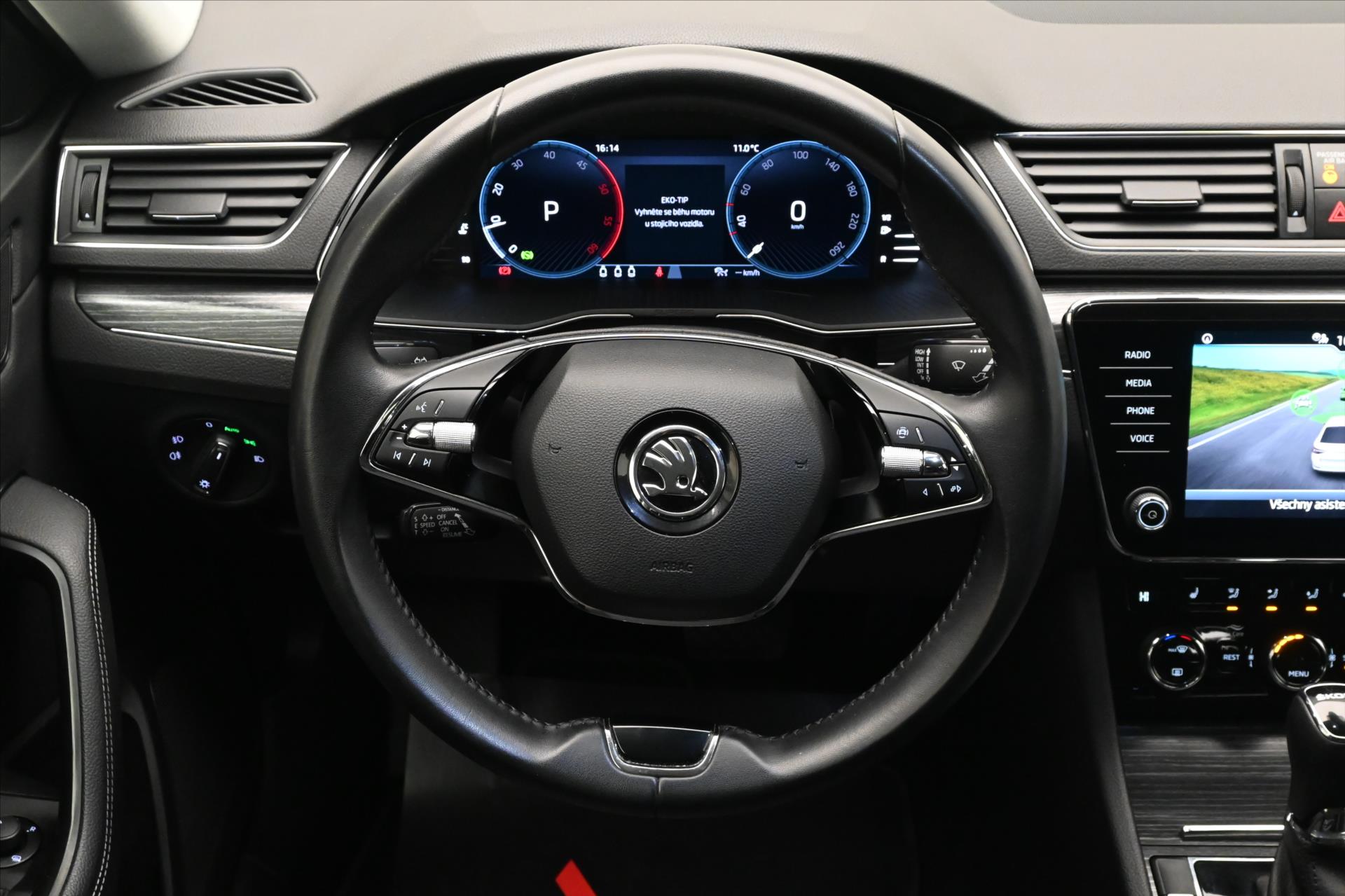 Hlavní fotografie vozu Škoda Superb 2,0 TDI 110 kW DSG Style Záruka až 5 let (18)