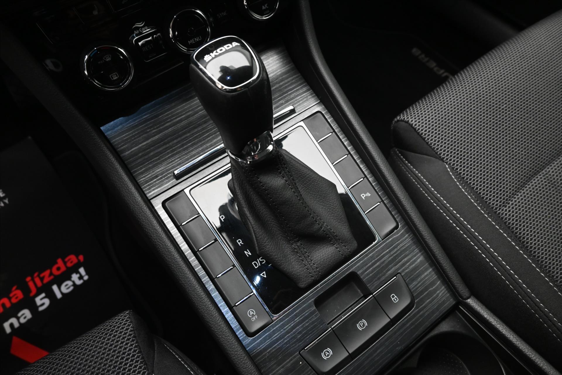 Hlavní fotografie vozu Škoda Superb 2,0 TDI 110 kW DSG Style Záruka až 5 let (22)