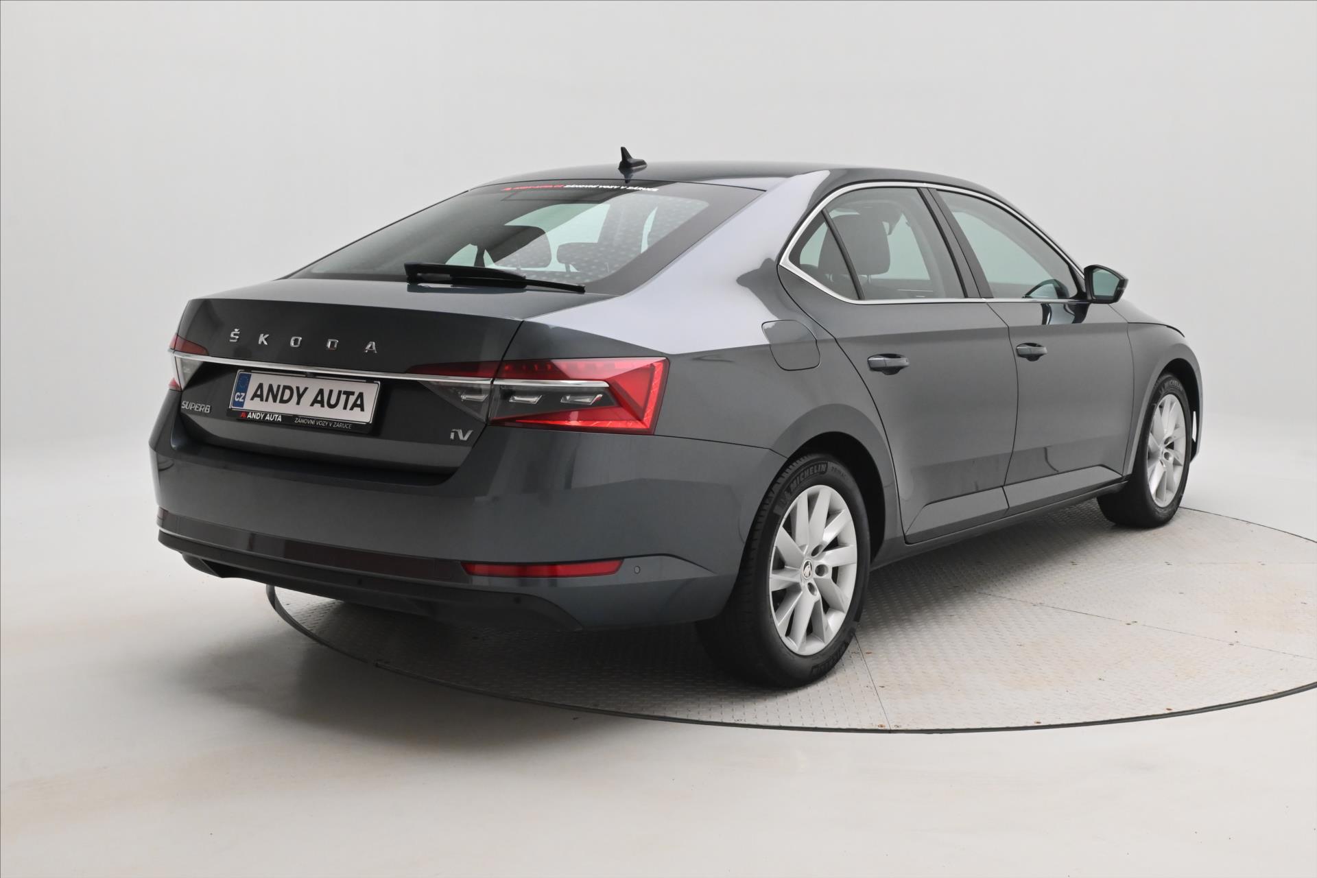 Hlavní fotografie vozu Škoda Superb 1,4 TSI iV 160 kW Style Záruka až 5 let (5)