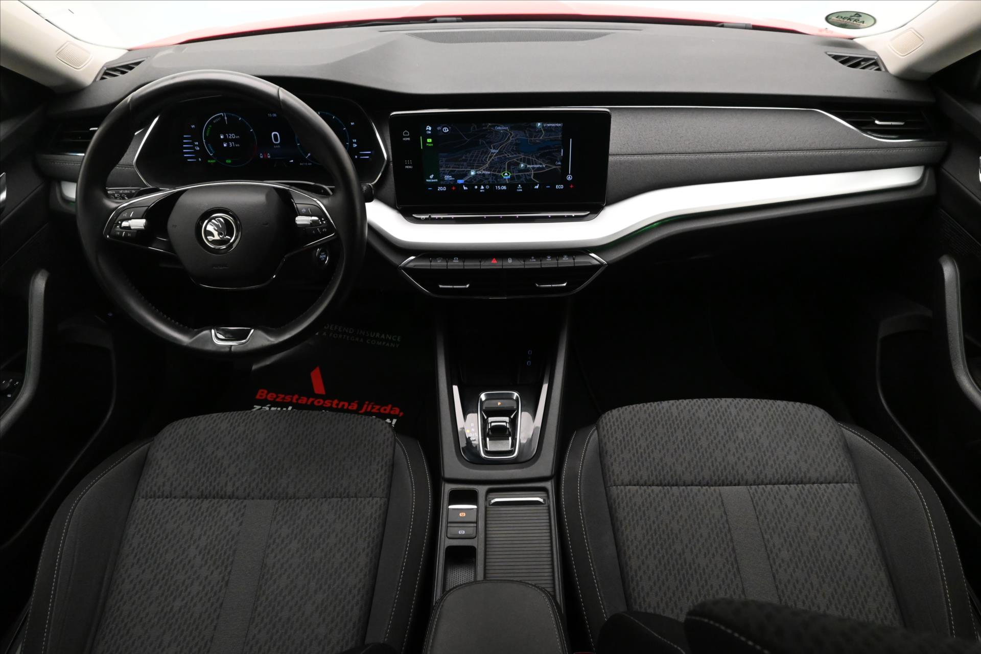 Hlavní fotografie vozu Škoda Octavia 1,4 iV TSI 110 kW DSG Záruka 5 let (15)