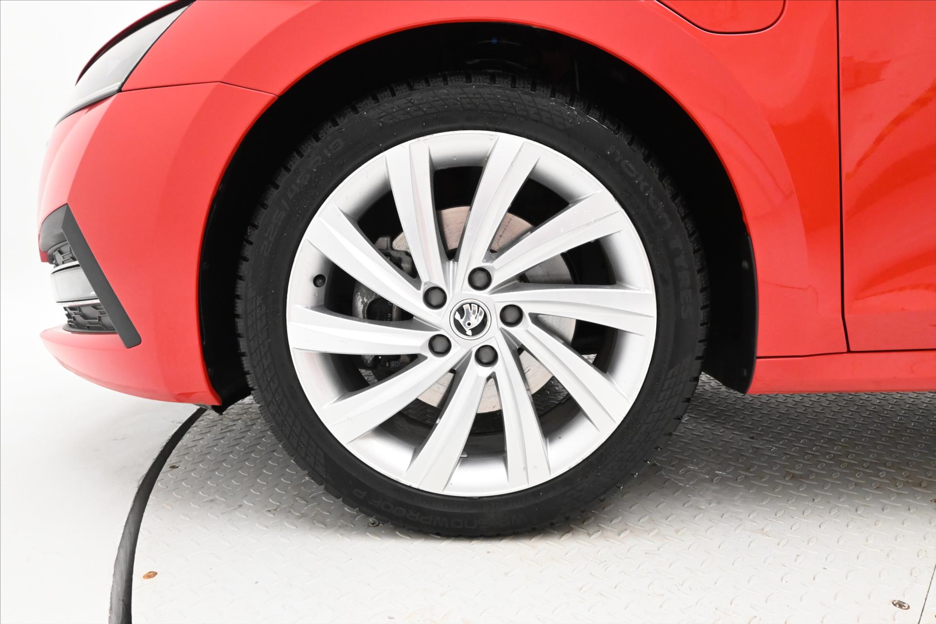 Hlavní fotografie vozu Škoda Octavia 1,4 iV TSI 110 kW DSG Záruka 5 let (29)