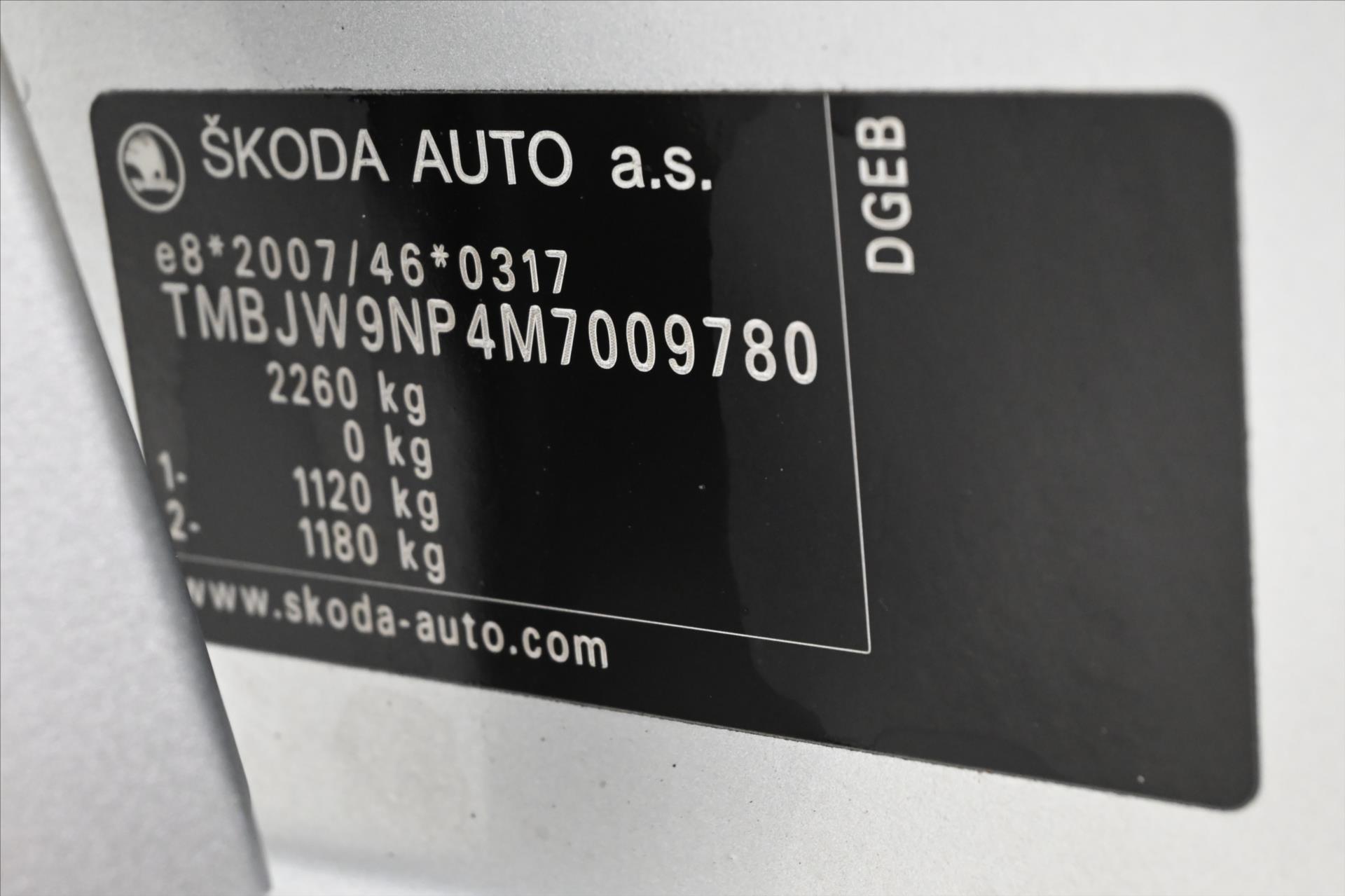 Hlavní fotografie vozu Škoda Superb 1,4 TSI iV 160 kW L&K DSG Záruka až 5 let (12)