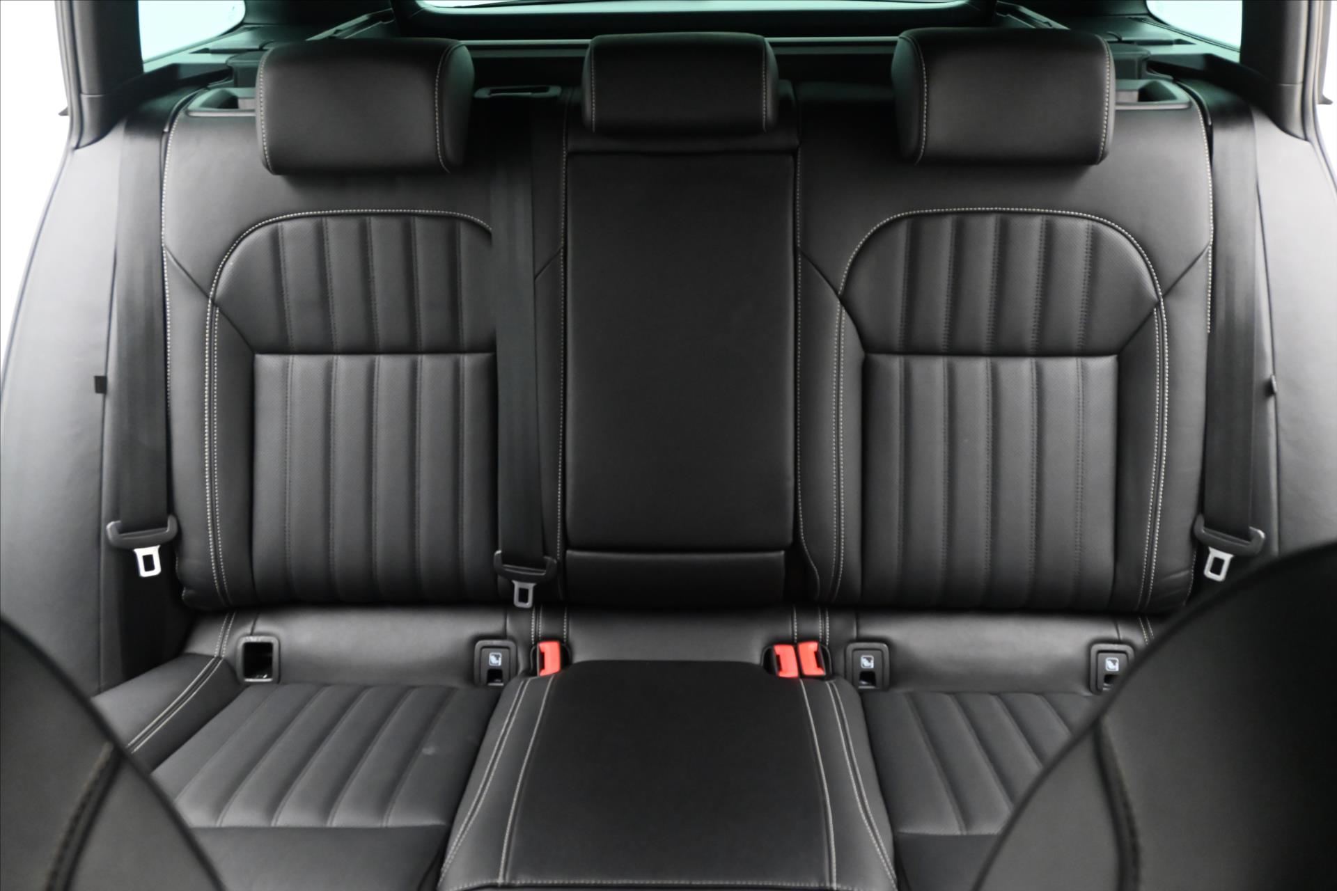 Hlavní fotografie vozu Škoda Superb 1,4 TSI iV 160 kW L&K DSG Záruka až 5 let (29)