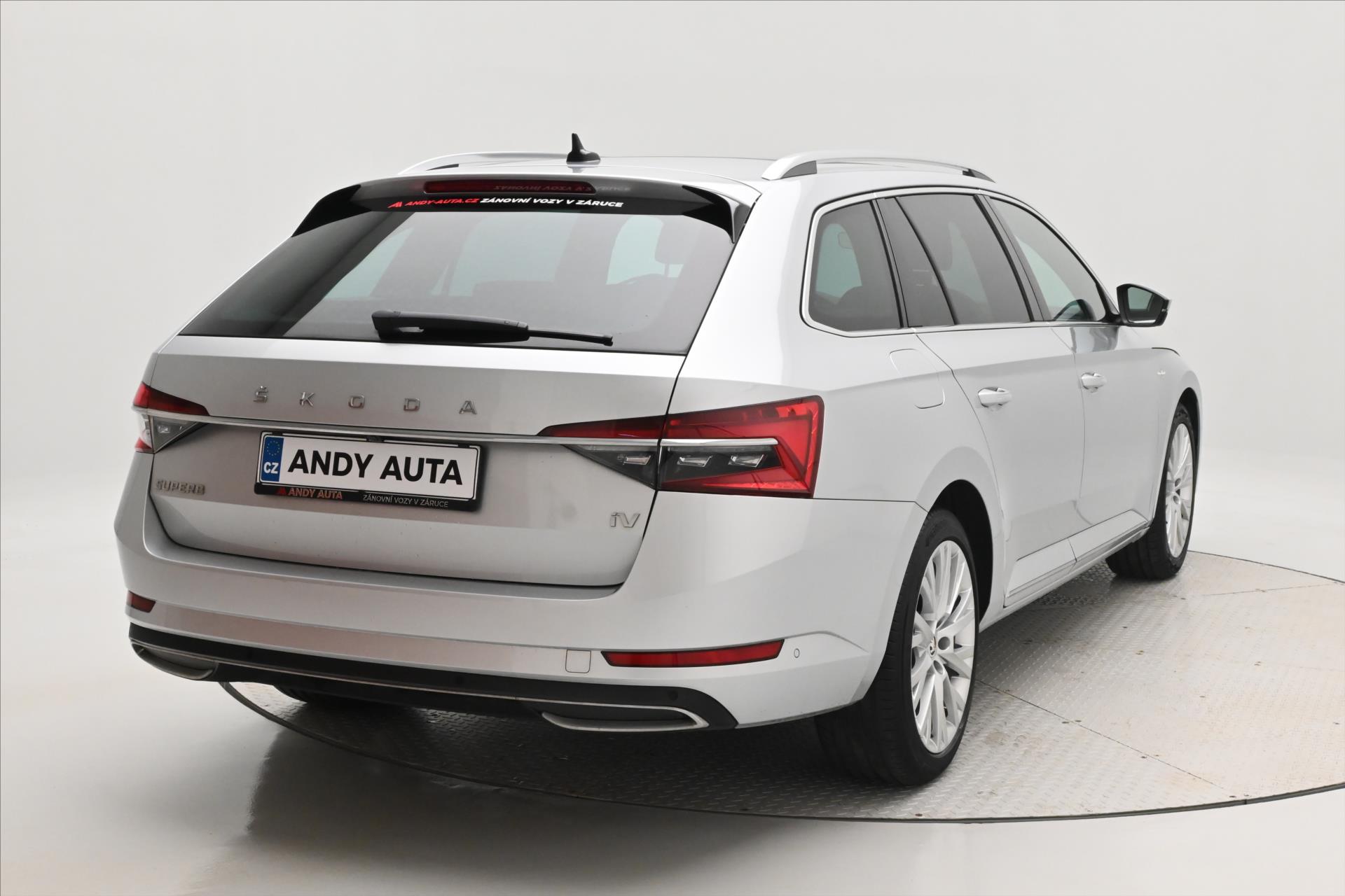 Hlavní fotografie vozu Škoda Superb 1,4 TSI iV 160 kW L&K DSG Záruka až 5 let (5)