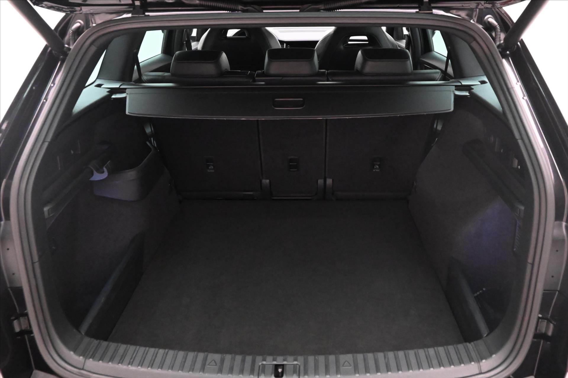 Hlavní fotografie vozu Škoda Kodiaq 2,0 TDI 147 kW Sportline DSG 4x4 Záruka až 5 let (10)