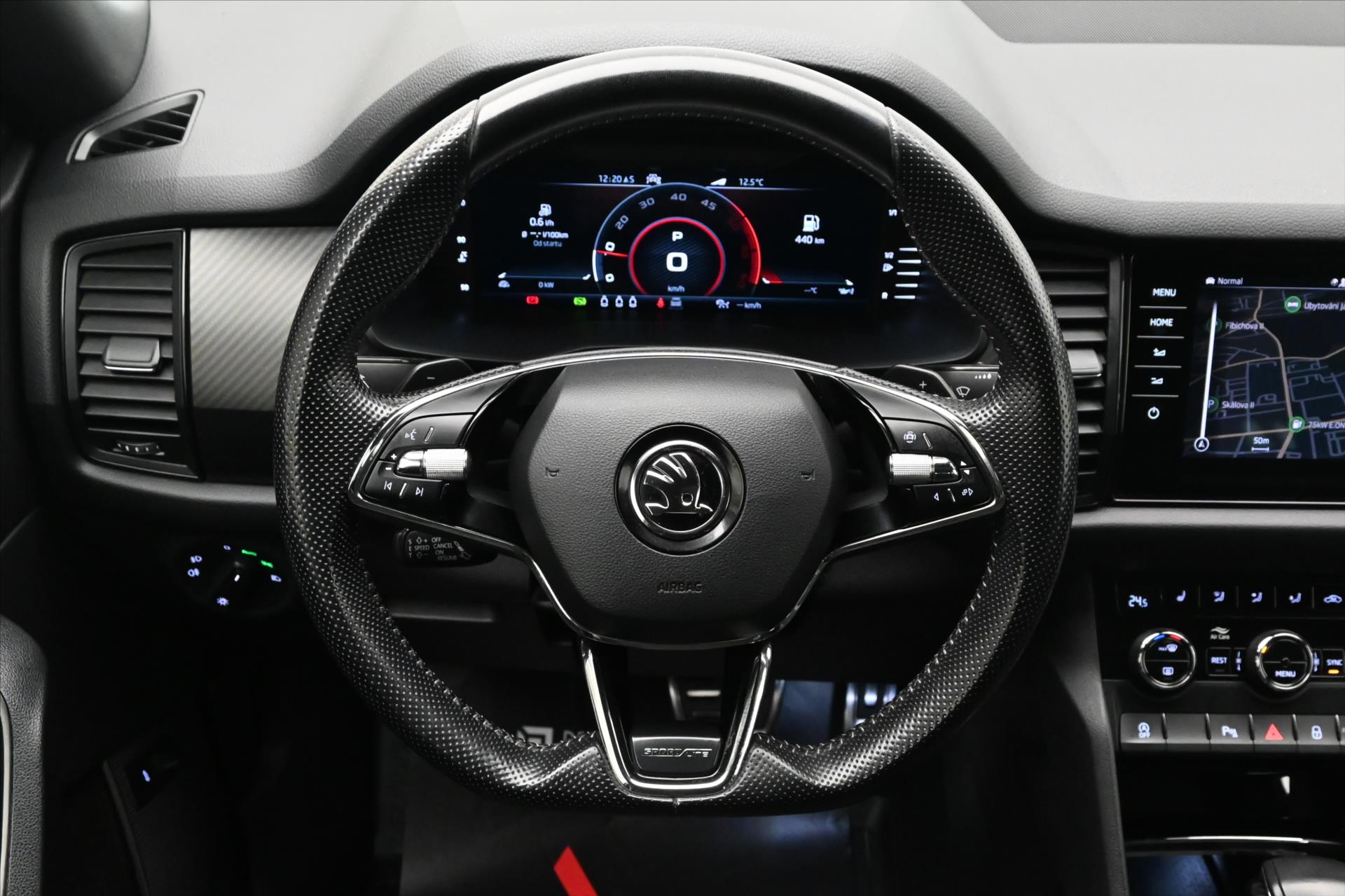 Hlavní fotografie vozu Škoda Kodiaq 2,0 TDI 147 kW Sportline DSG 4x4 Záruka až 5 let (18)