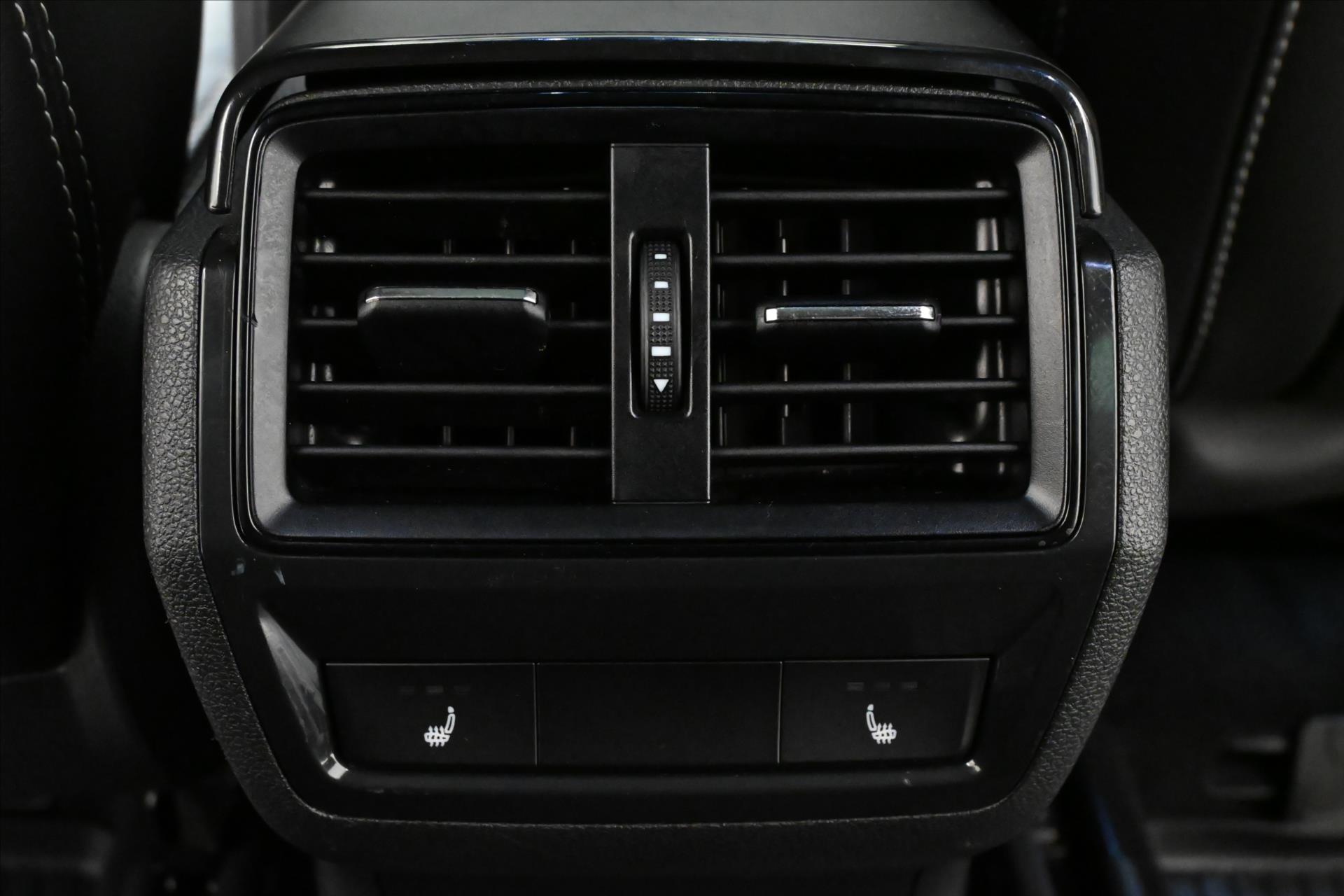 Hlavní fotografie vozu Škoda Kodiaq 2,0 TDI 147 kW Sportline DSG 4x4 Záruka až 5 let (22)